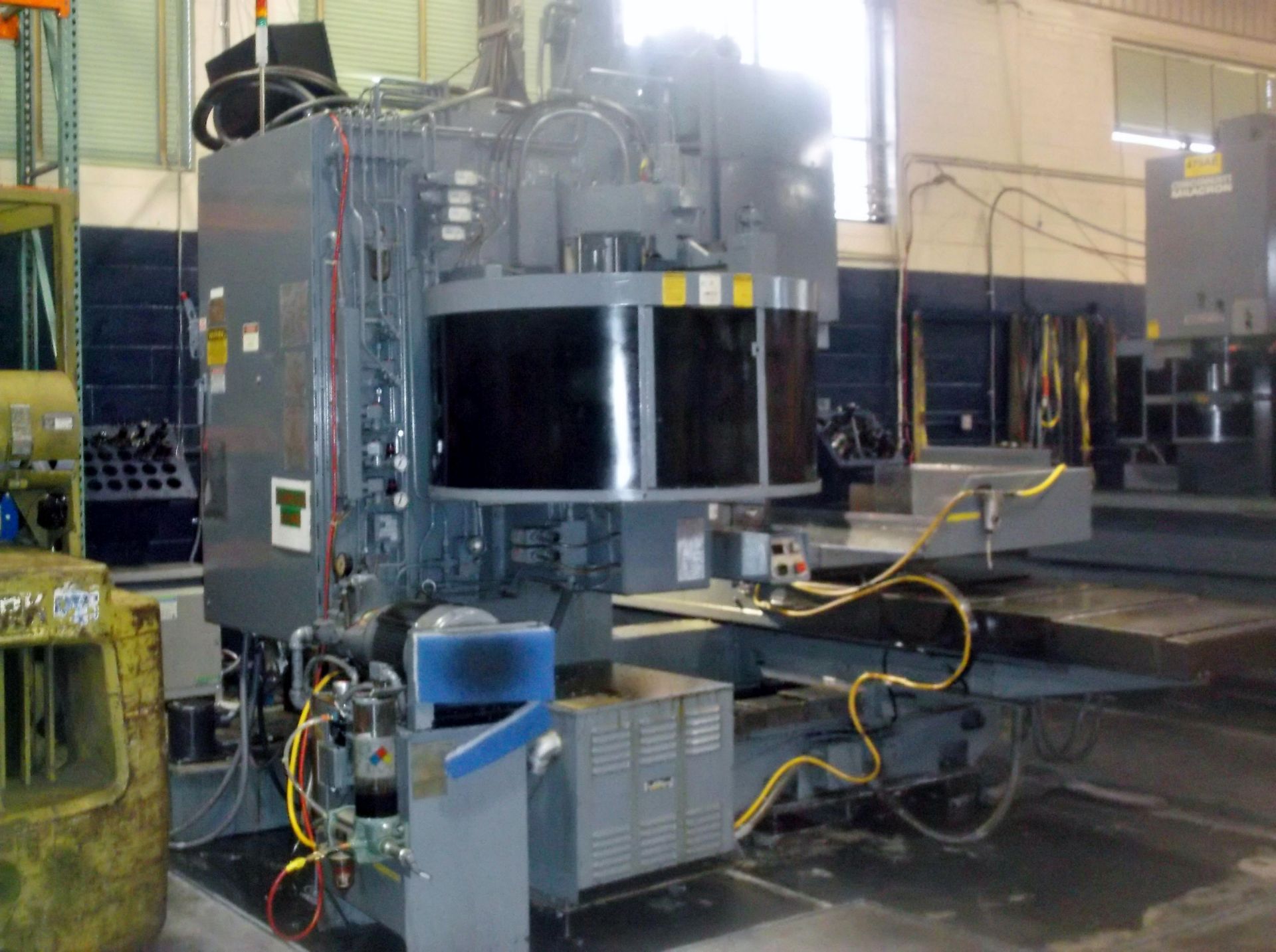 Cincinnati Milacron 15VC-1500 CNC Vertical Machining Center - Image 6 of 10