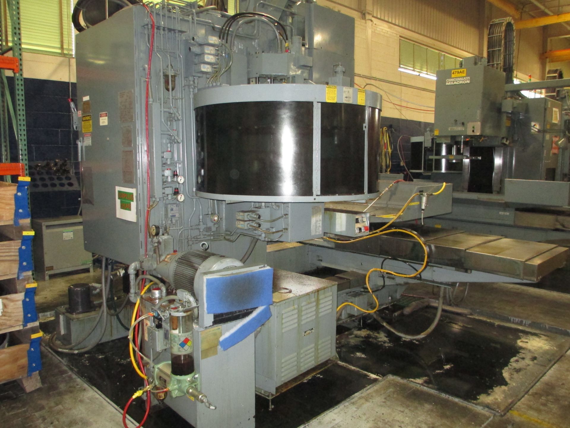 Cincinnati Milacron 15VC-1500 CNC Vertical Machining Center - Image 2 of 10