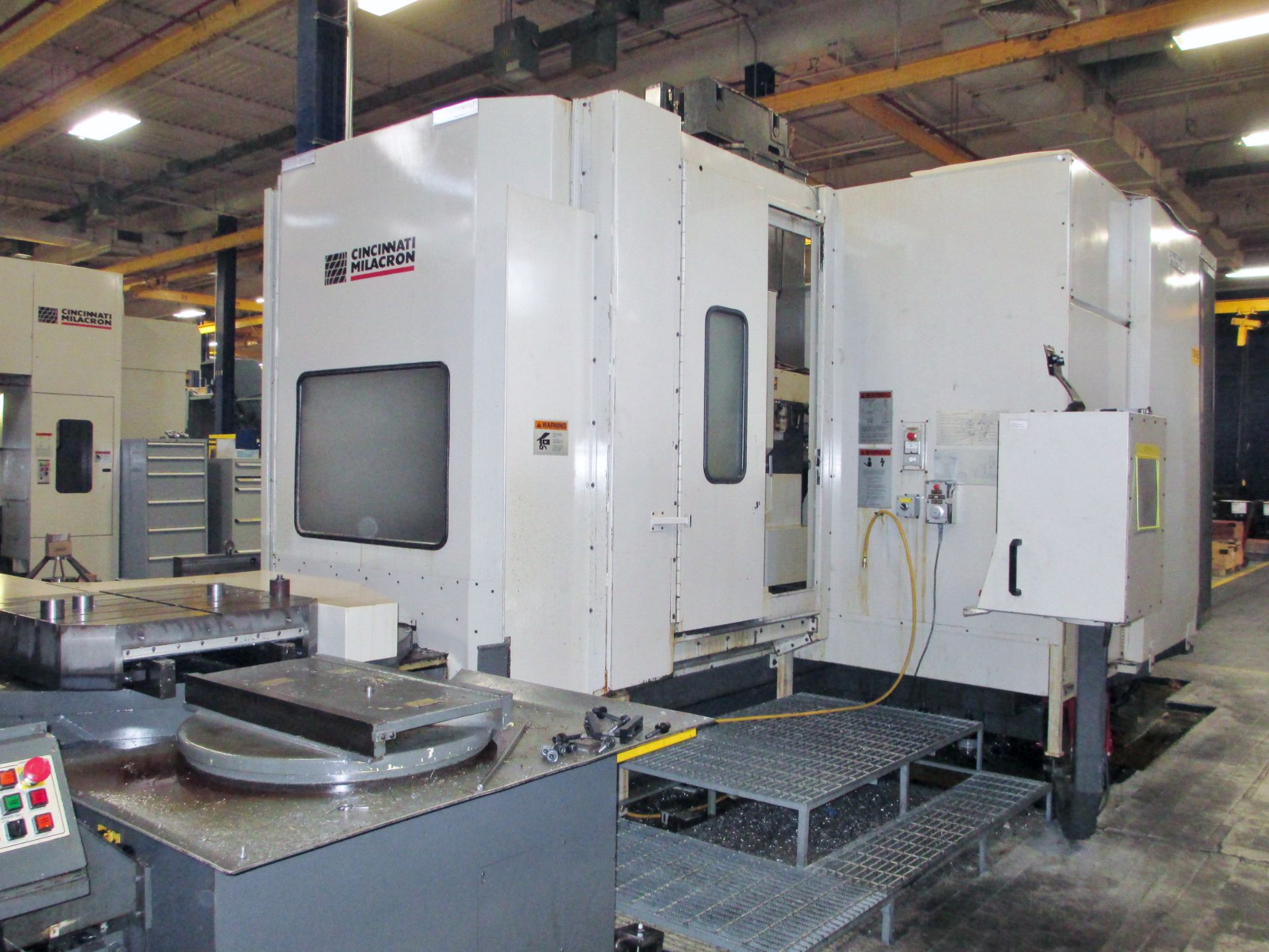 Cincinnati Milacron T-35, 5-Axis CNC Horizontal Machining Center