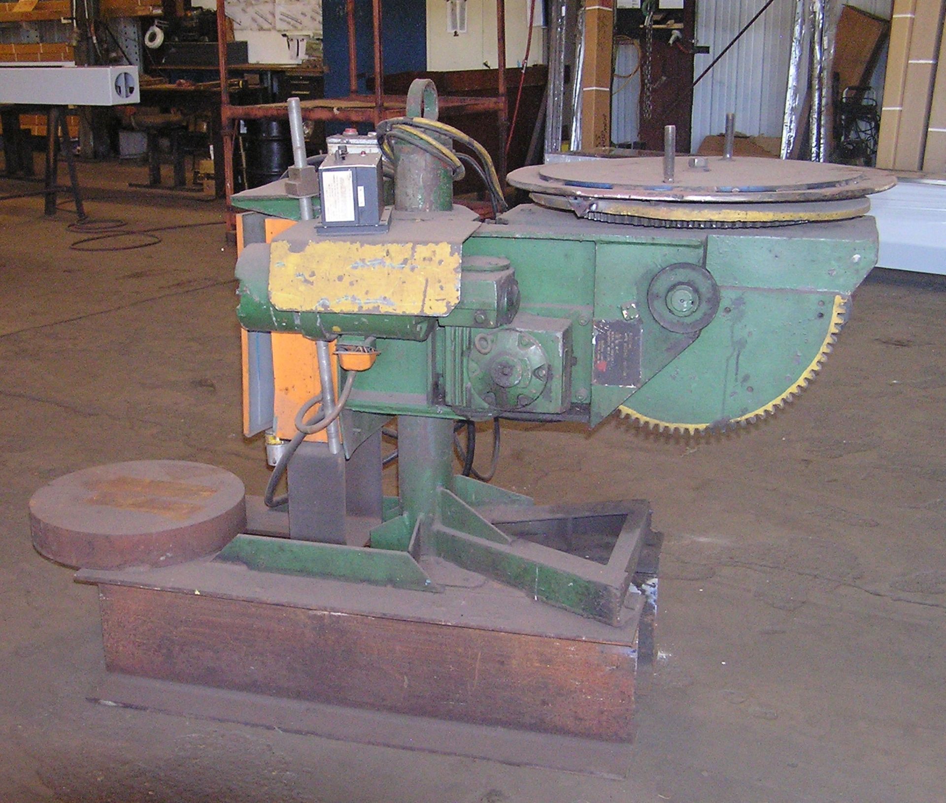 Ransome Model 10-P Welding Positioner, 30" Table