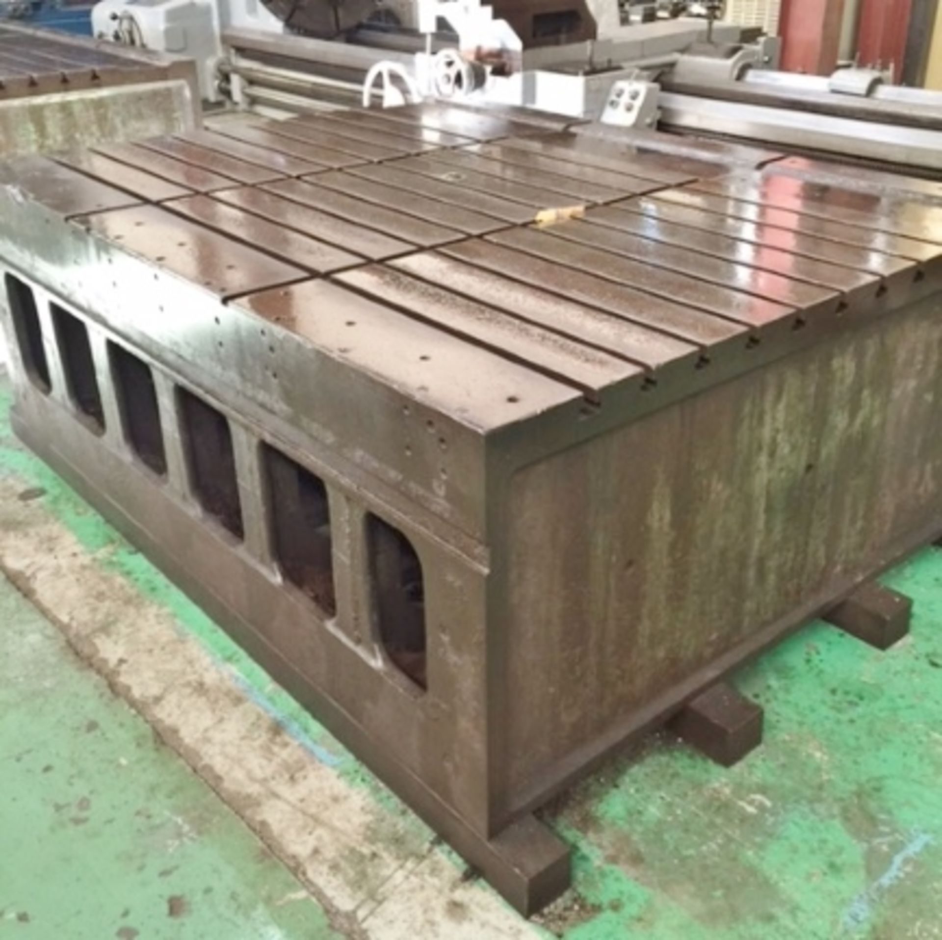 84" x 66" x 33" T-Slotted Box Style Angle Plates, Cast Iron - Image 4 of 5