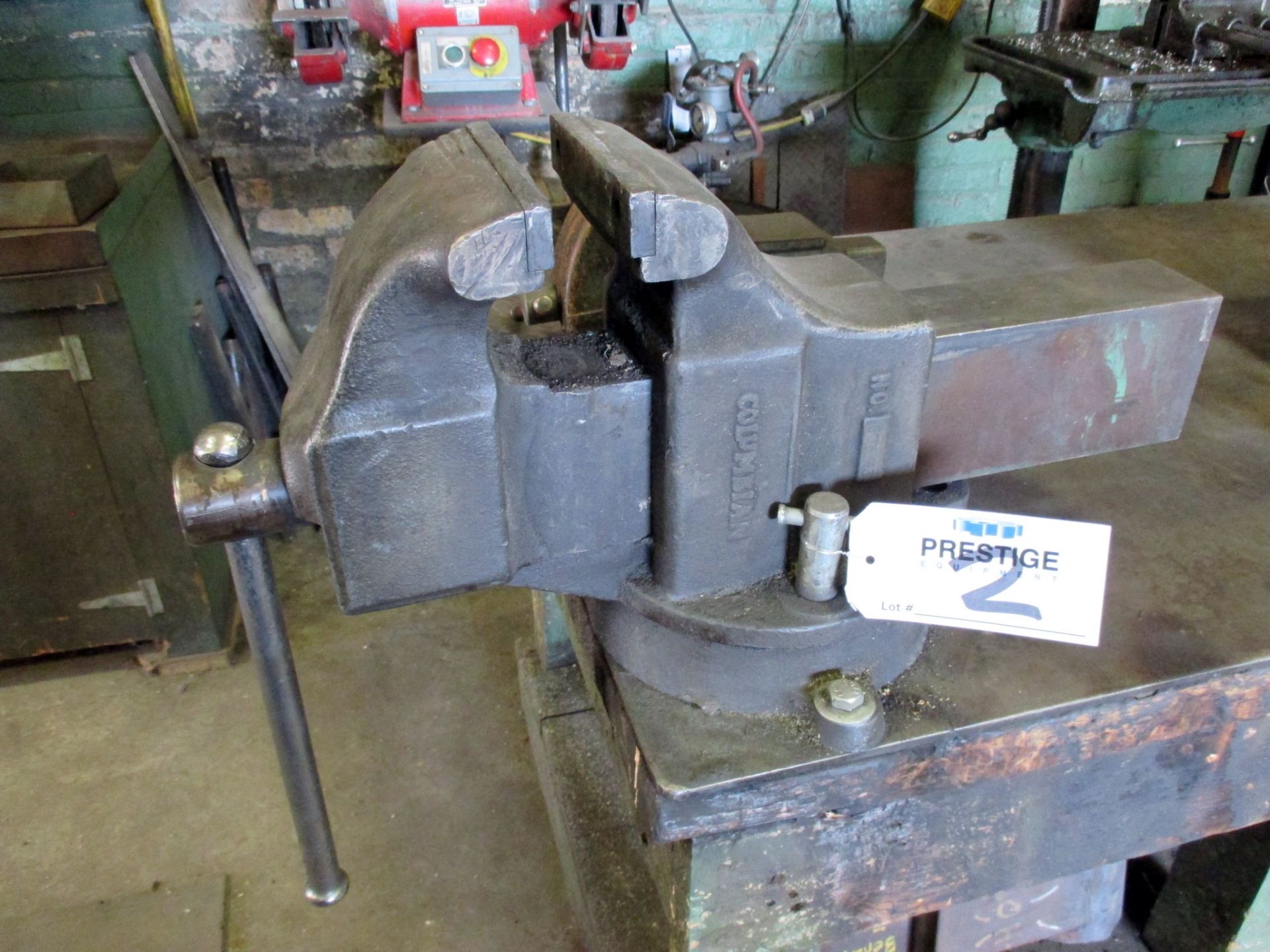 6" COLUMBIAN MODEL 606 M3 SHOP VISE