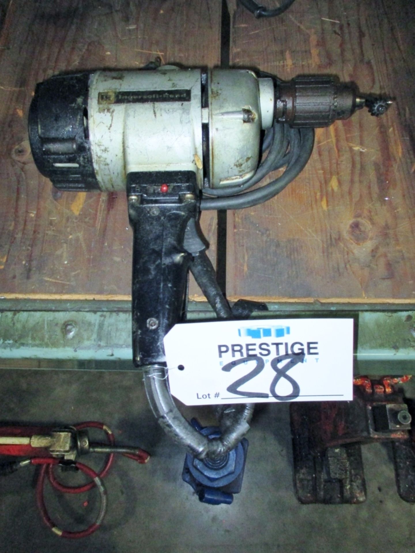 INGERSOLL RAND MODEL "B" DRILL, 1/2" CHUCK, HEAVY DUTY VARIABLE SPEED REVERSIBLE MOTOR, 120 VOLT