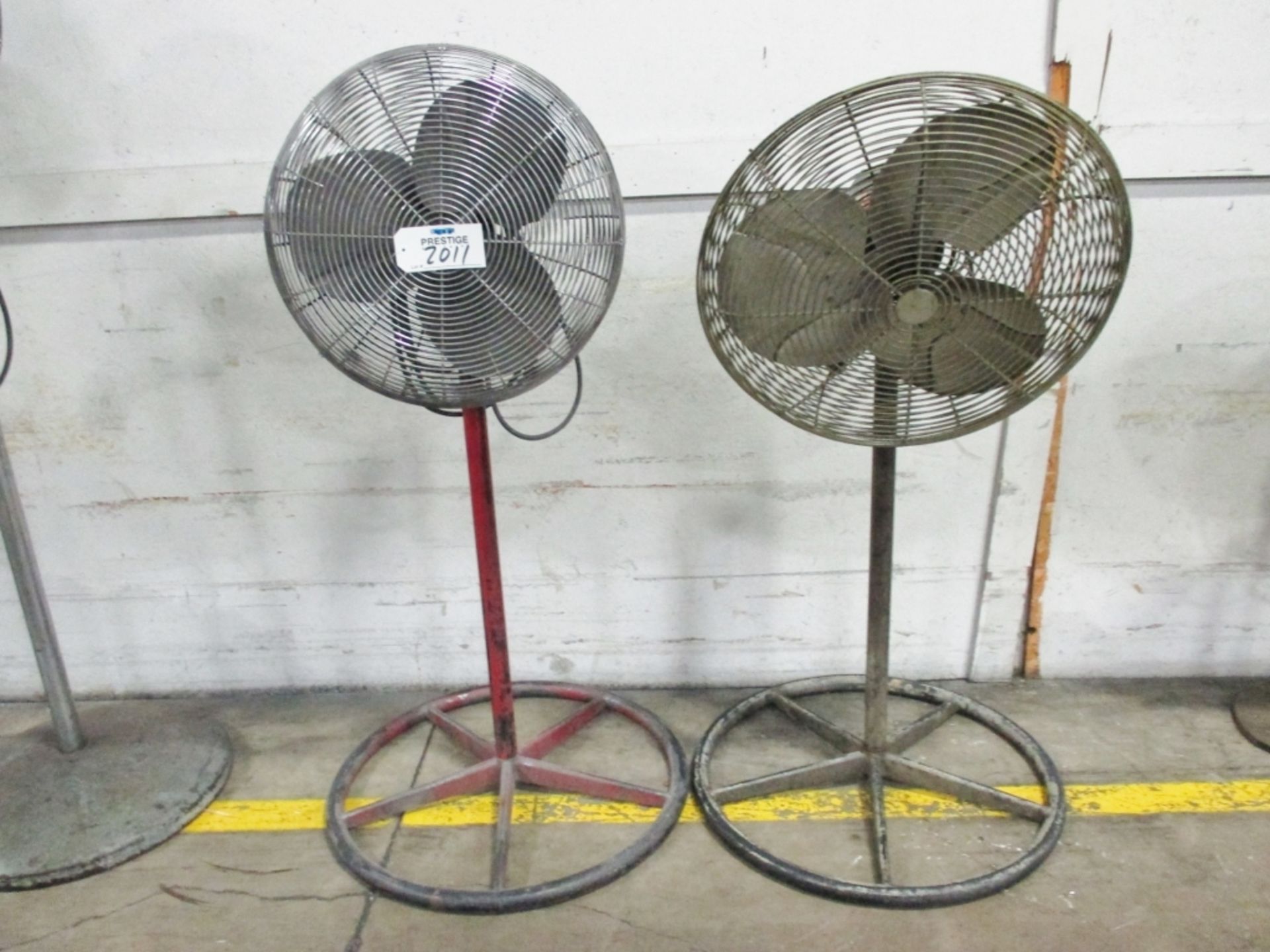 DAYTON 24" PEDESTAL FAN, (2) 24" DIAMETER , ADJUSTABLE HEIGHT , 120 VOLT