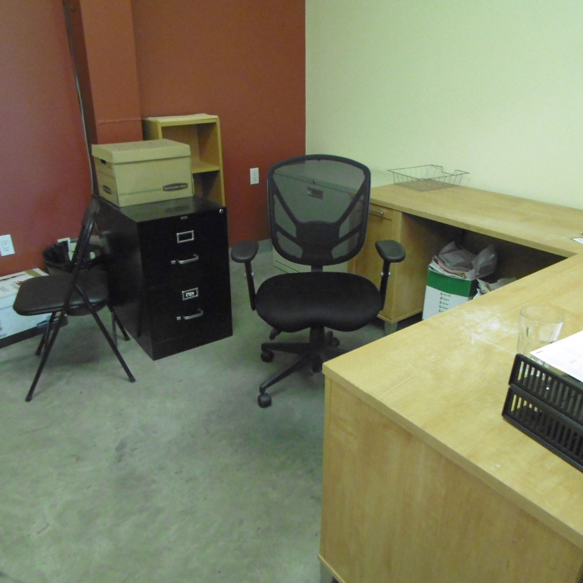 LOT: Contents of Office