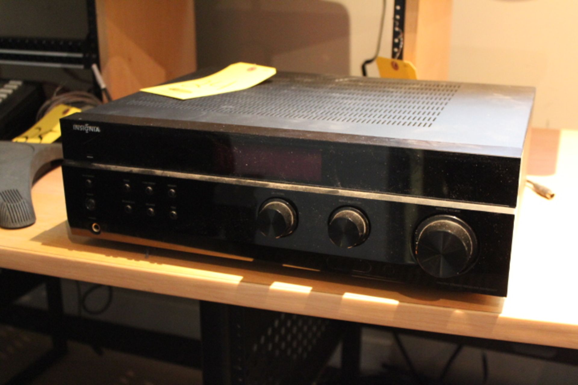 INSIGNIA NS-R2001 RECEIVER