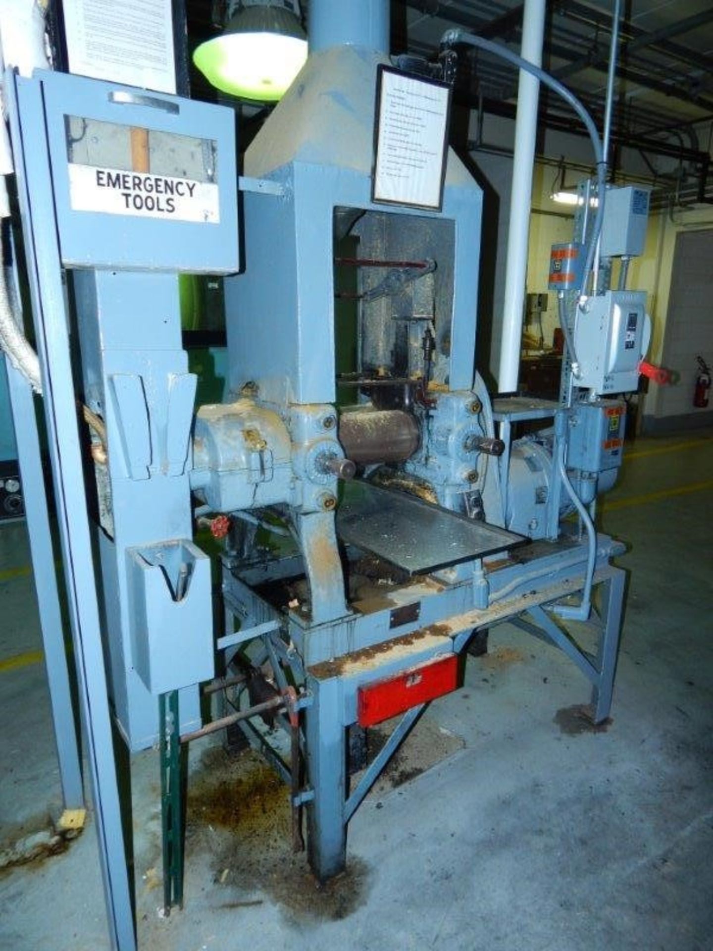 (1) USED THROPP 2-ROLL MILL, S/N 1460, 6" DIAMETER X 12" WIDE ROLLS, 5 HP MOTOR. - Image 5 of 5