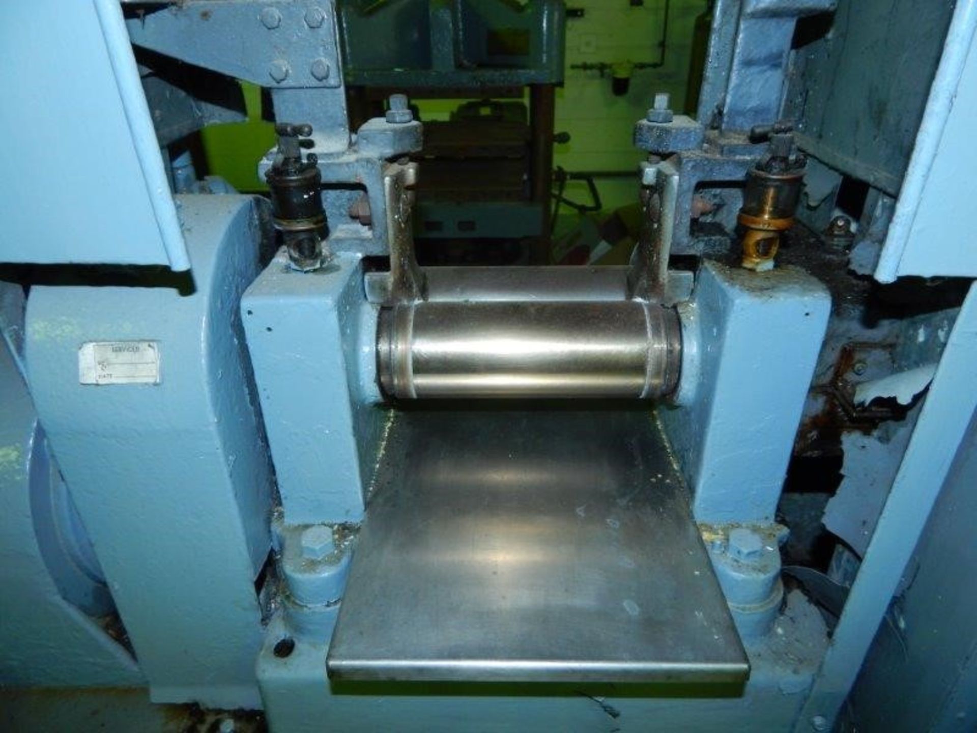 (1) USED THROPP 2-ROLL MILL, MODEL 2149, 3" DIAMETER X 8" WIDE ROLLS, 2 SPEED MOTOR, 5/3 HP. - Image 3 of 8