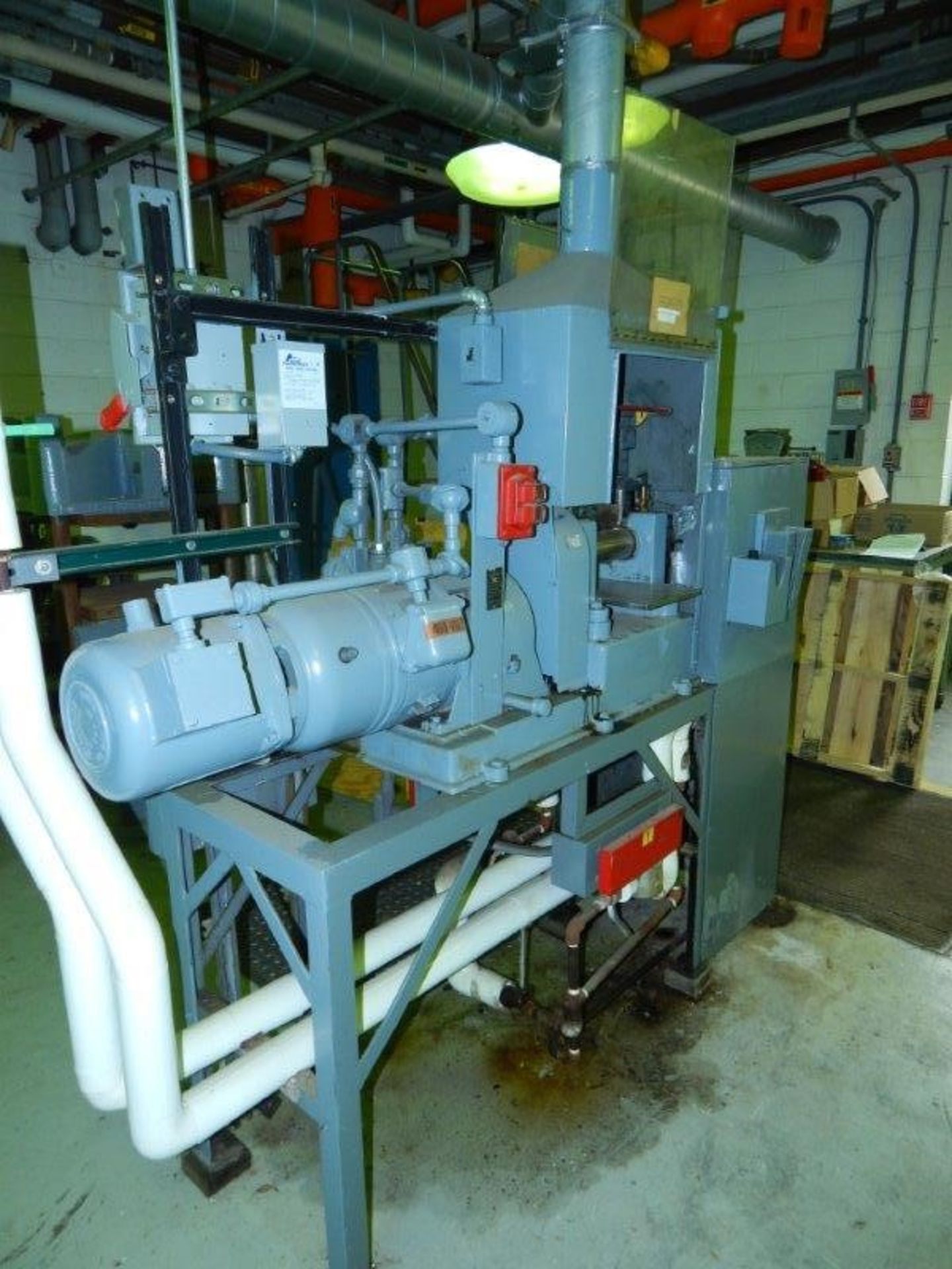 (1) USED THROPP 2-ROLL MILL, MODEL 2149, 3" DIAMETER X 8" WIDE ROLLS, 2 SPEED MOTOR, 5/3 HP. - Image 4 of 8