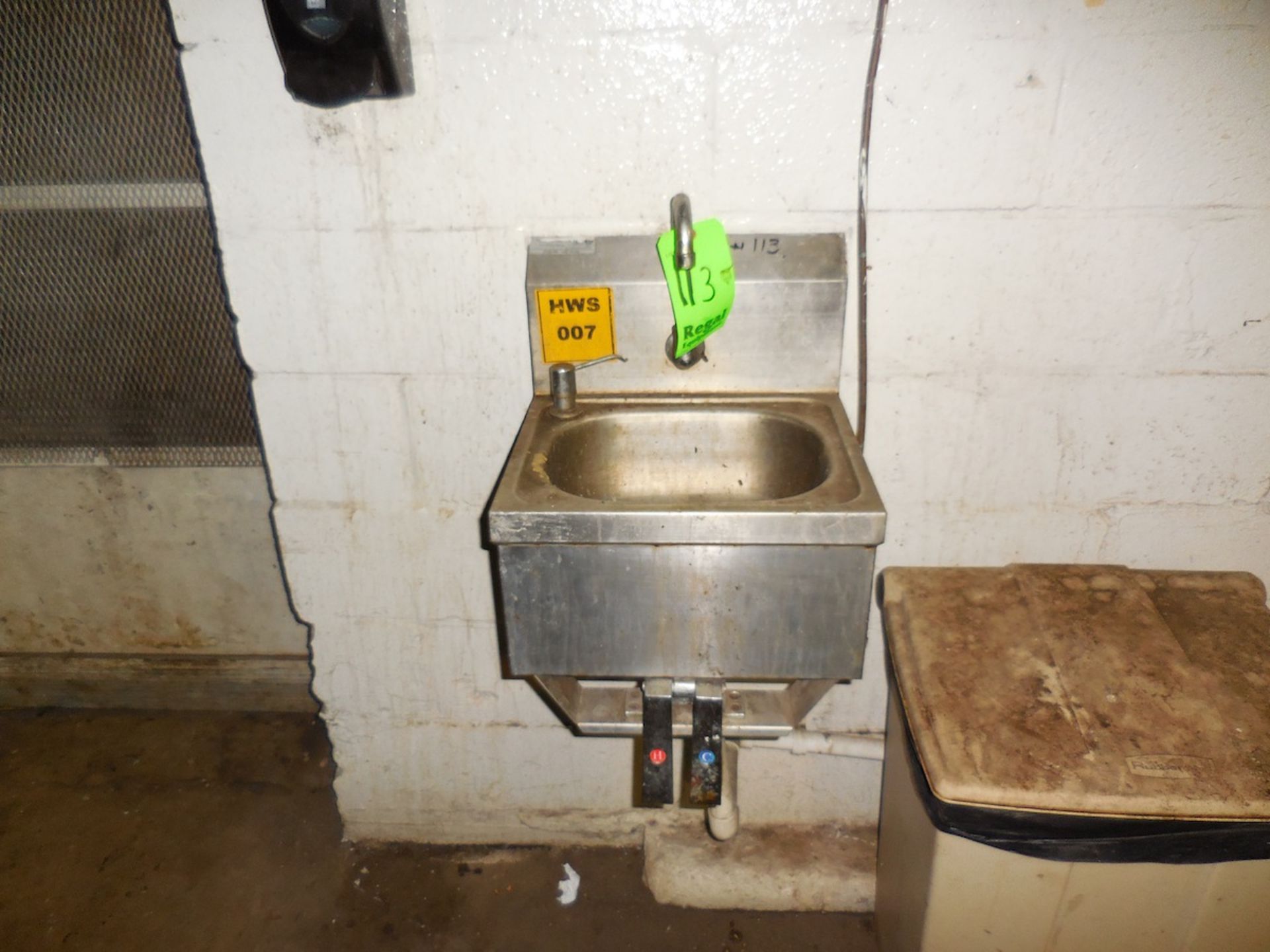 S.S. Handwash Sink Located in: New Iberia,LA