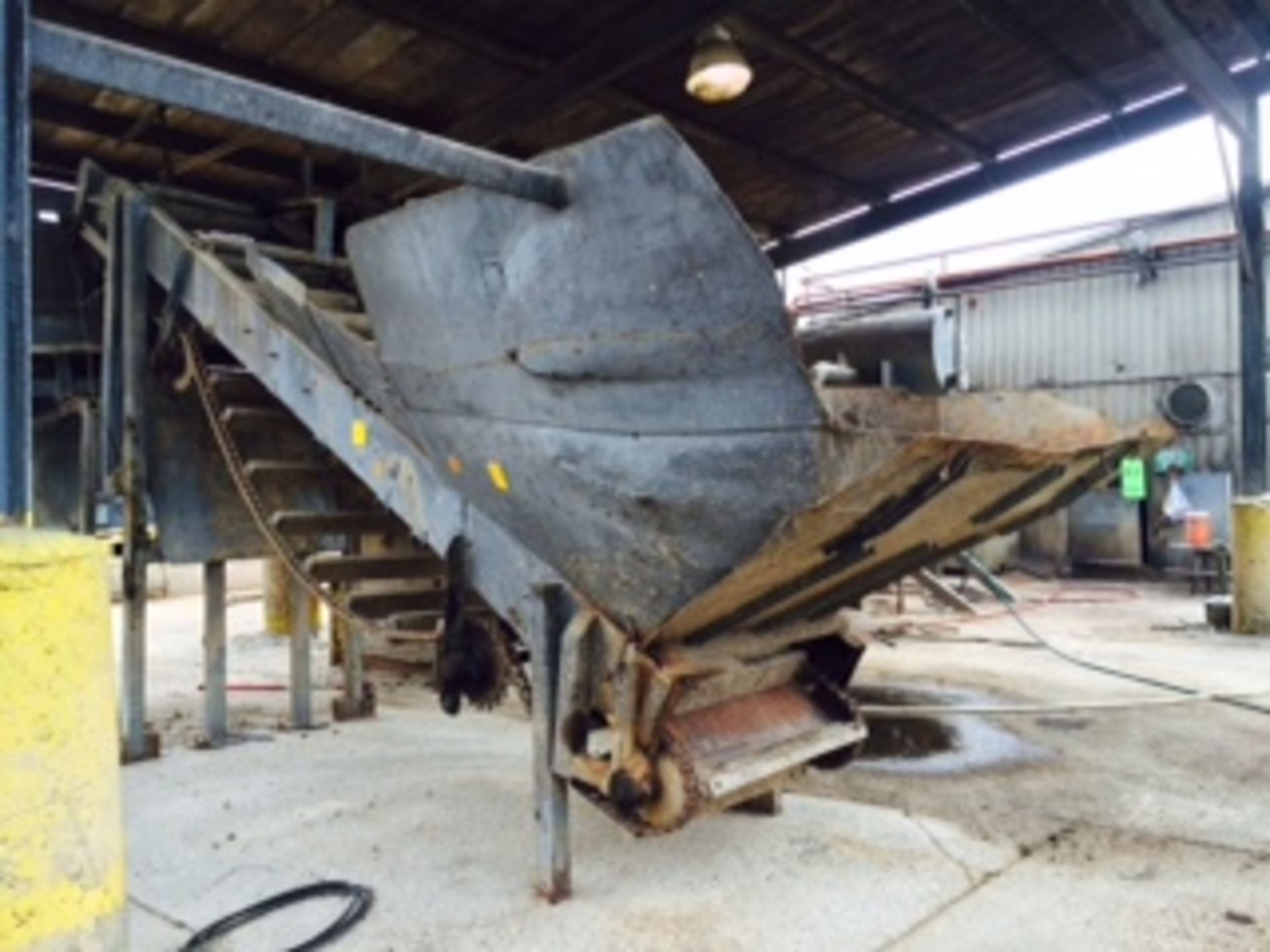 Potato Receiving Bin & Incline Conveyor Belt Approx. 46"W x 14'L Location New Iberia, LA