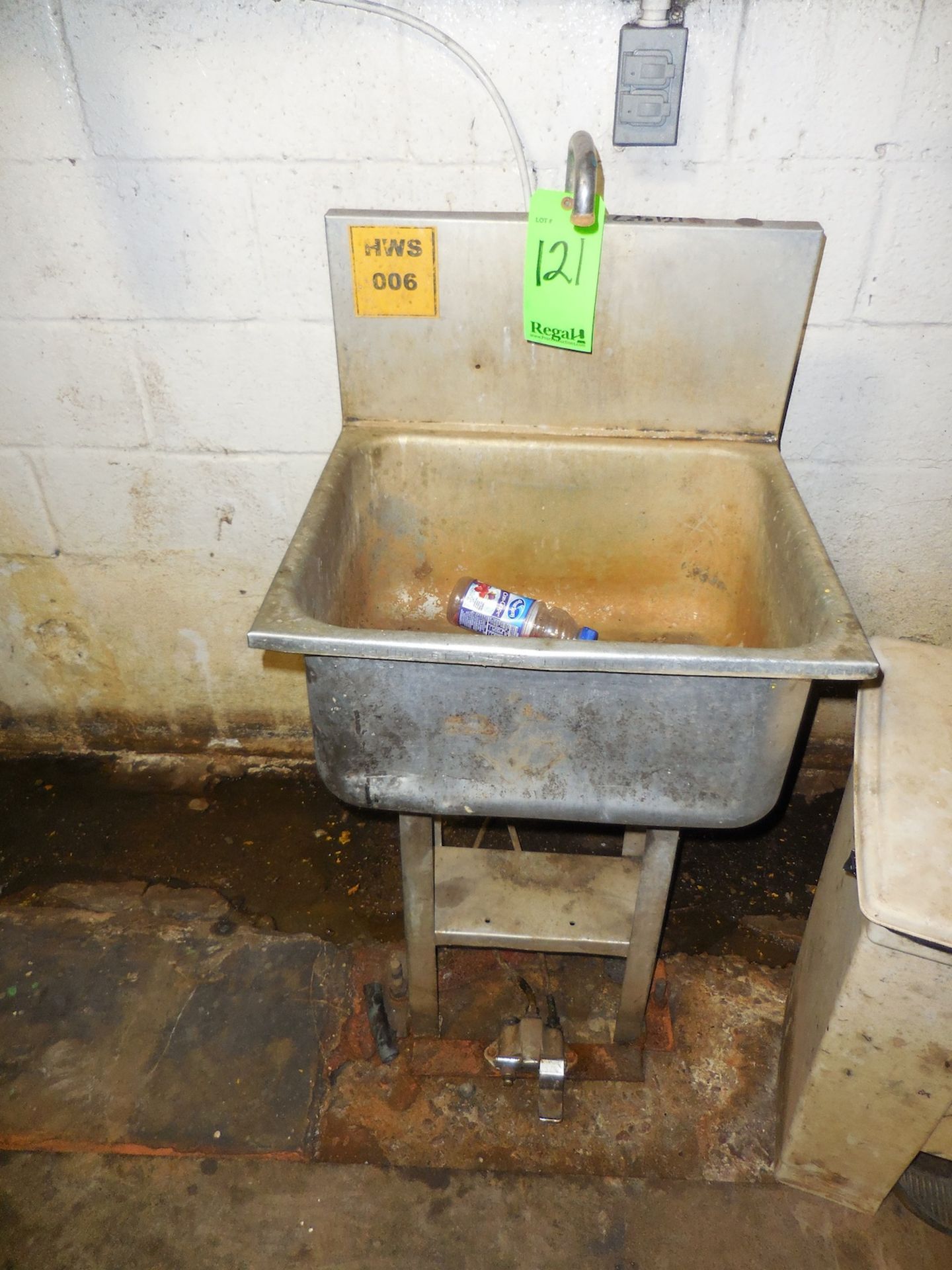 S.S. Handwash Sink, S/N: 003-73310 Located in: New Iberia,LA