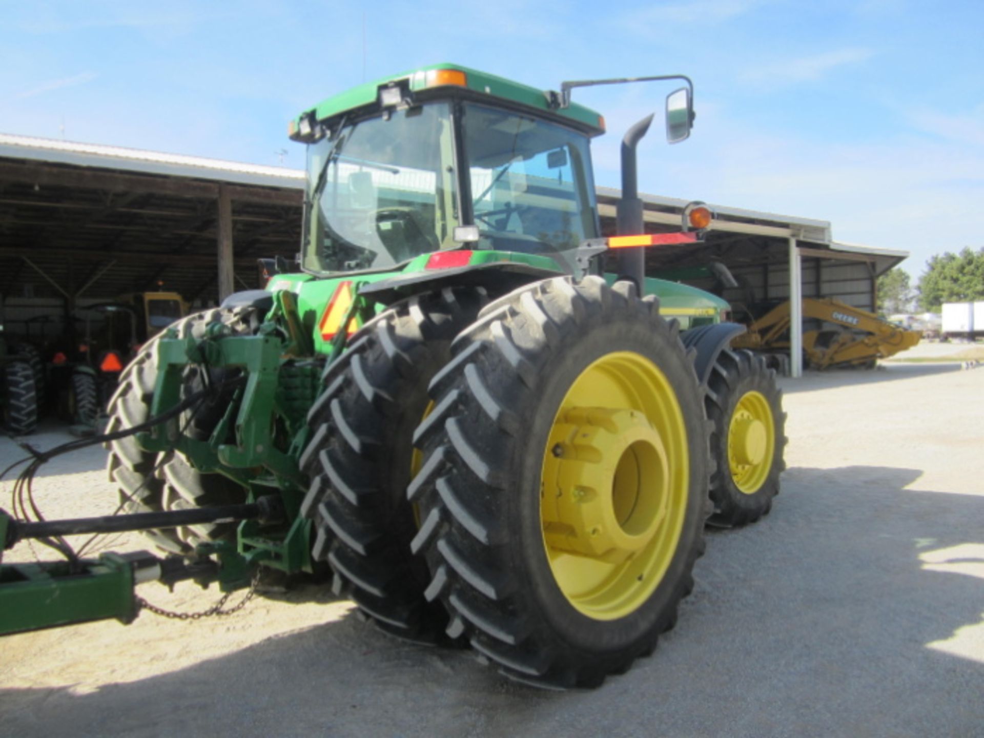Lot 11: 2000 John Deere 8410 FWA tractor, 5,243 hrs, Michelin front tires 16.9R30 90% Michelin - Image 4 of 4