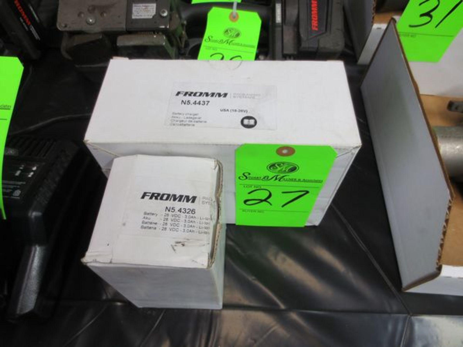 Fromm packing systems charger with battery  Model N54437