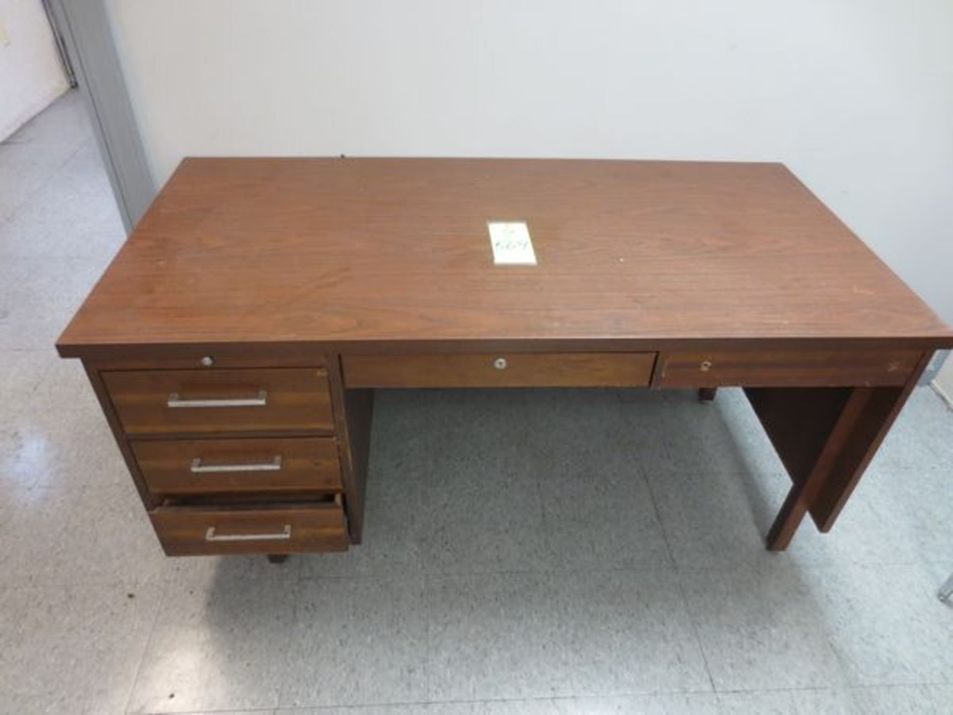 Desk - Image 2 of 2