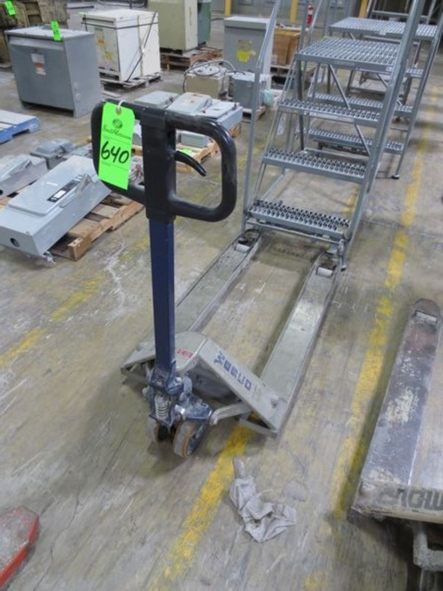 Pallet jack