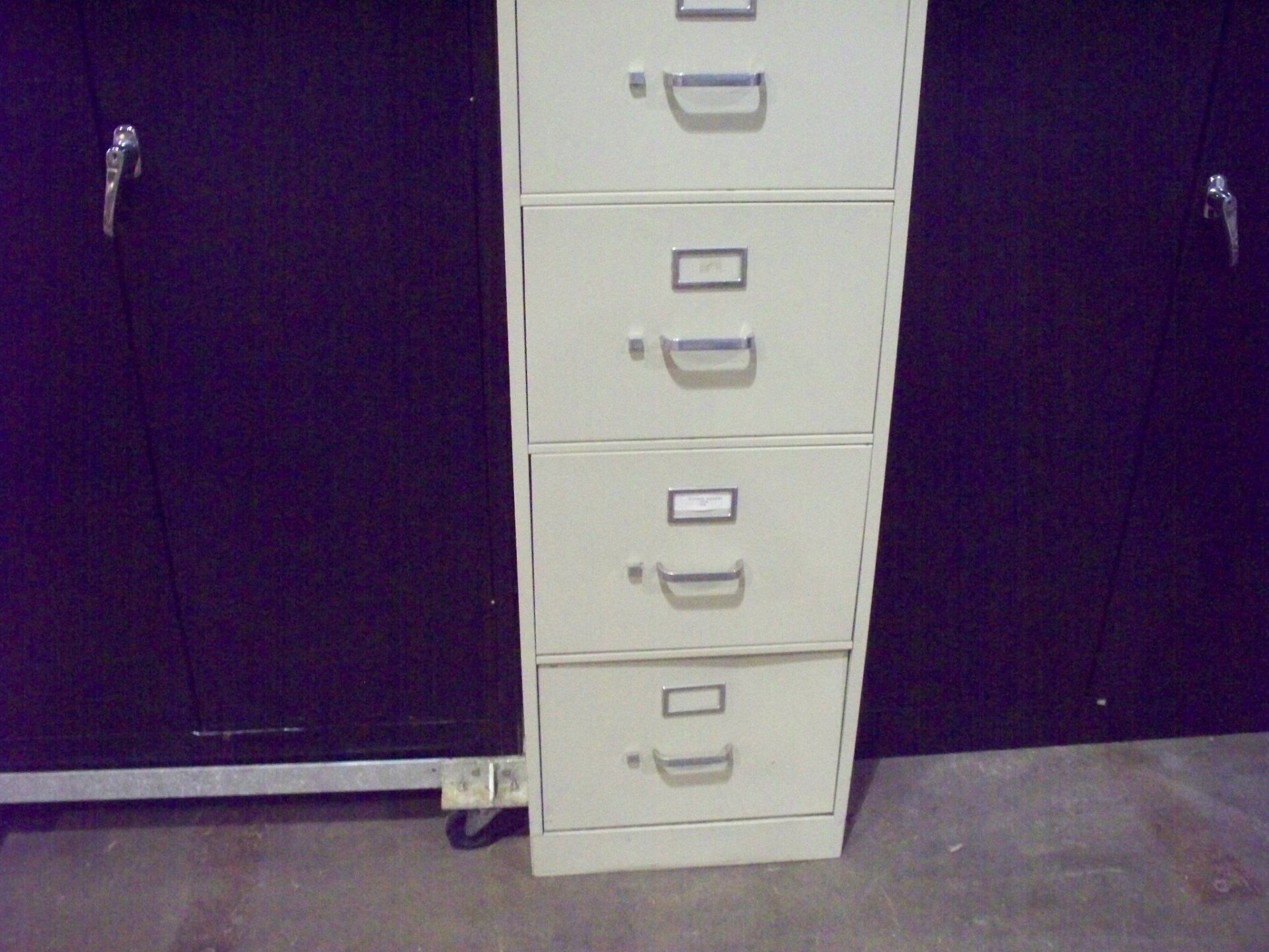 4 DRAWER FILE CABINETS - Image 2 of 4