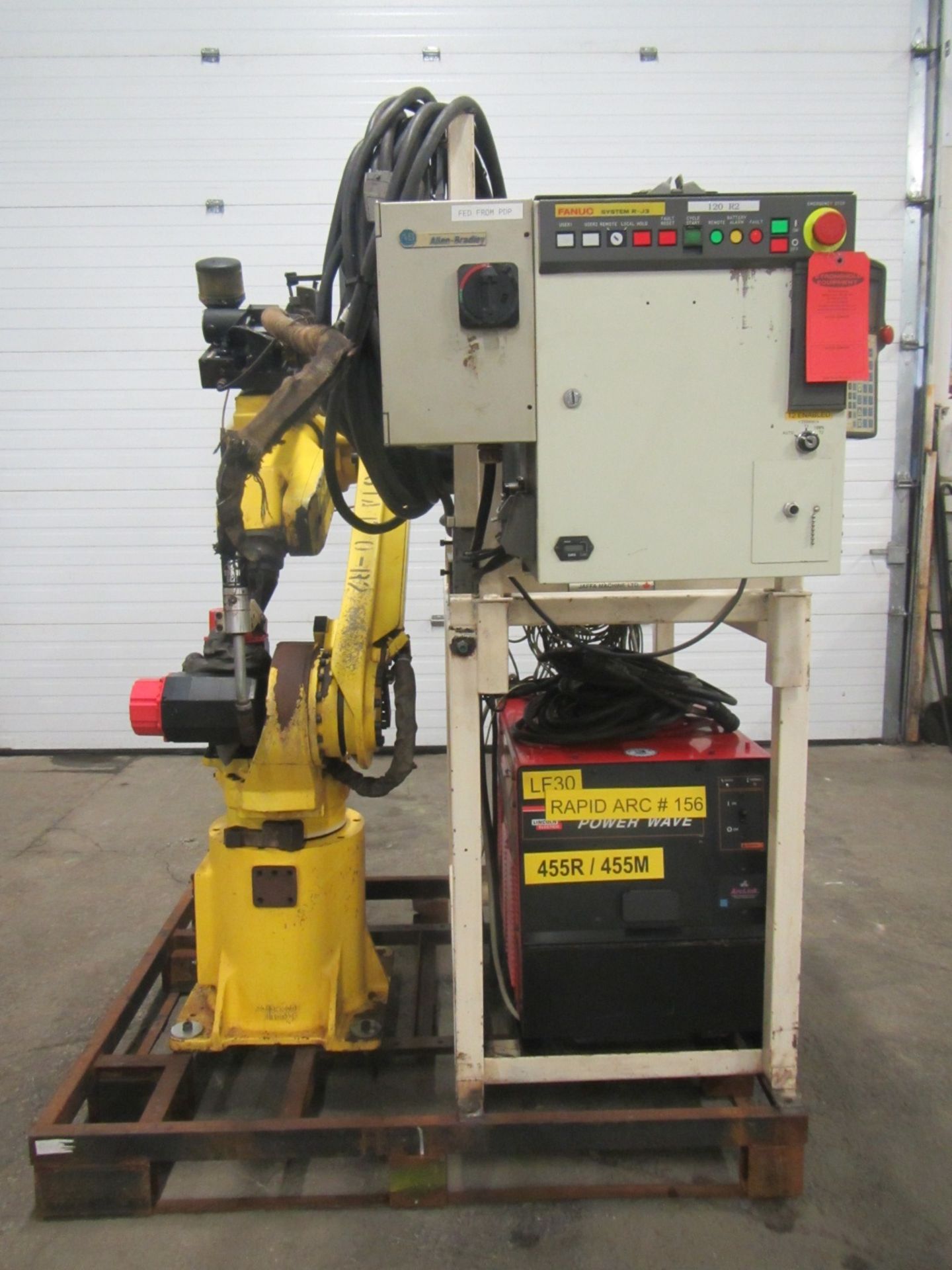 2001 Fanuc Arcmate 120i Welding Robot w RJ3 Control, pendant Lincoln 450 amp welder COMPLETE