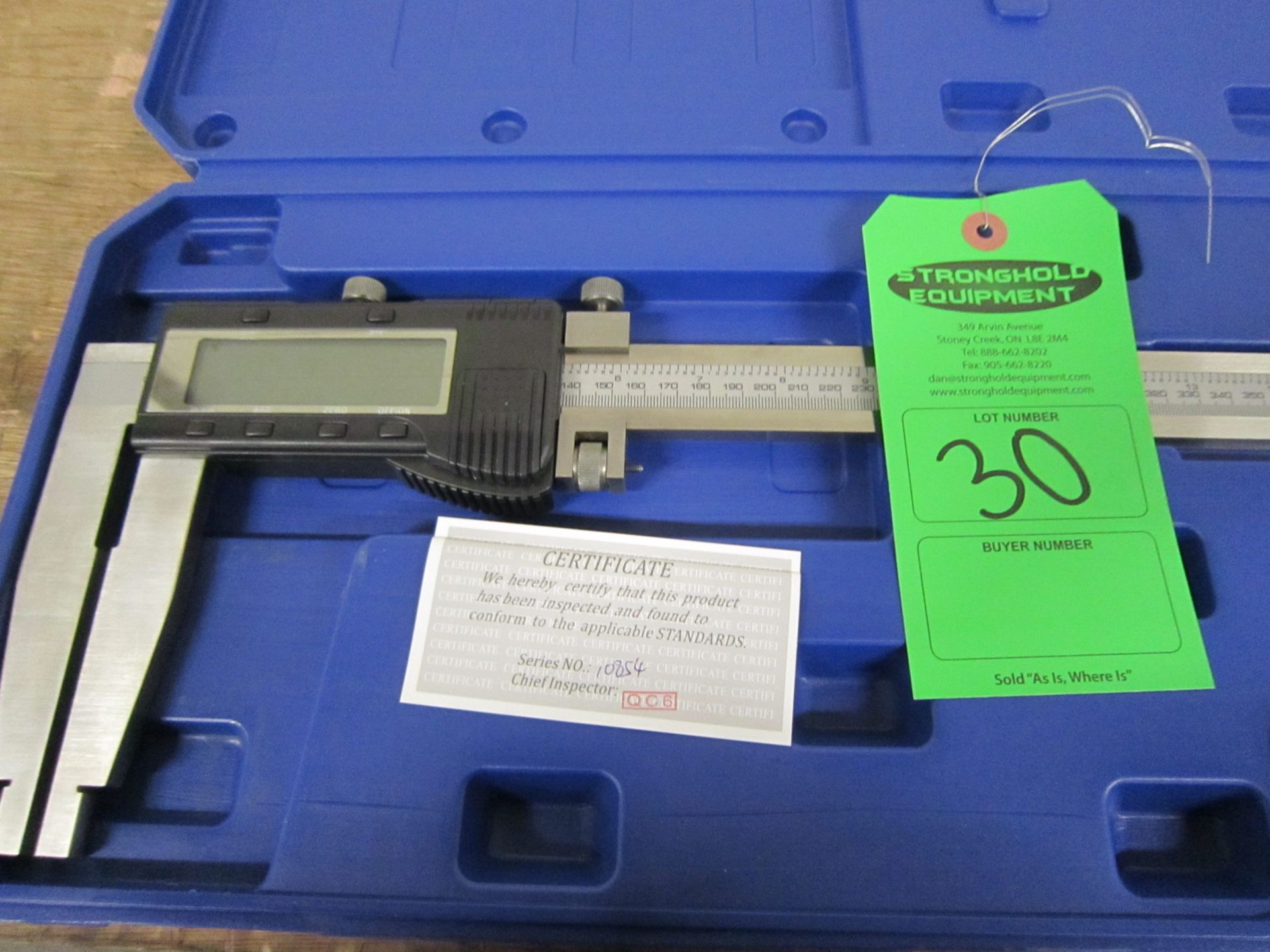 BRAND NEW Fowler 40" / 1000mm Digital Caliper - large digital readout display in case - MINT - Image 2 of 2