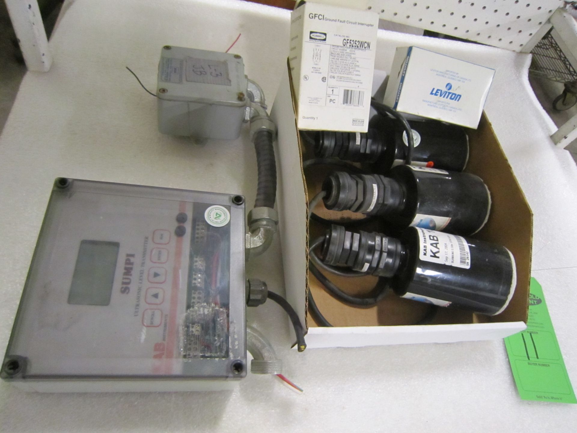 KAB Instruments Sumpi Ultrasonic Level Transmitter with digital readout and test probes - Image 2 of 2