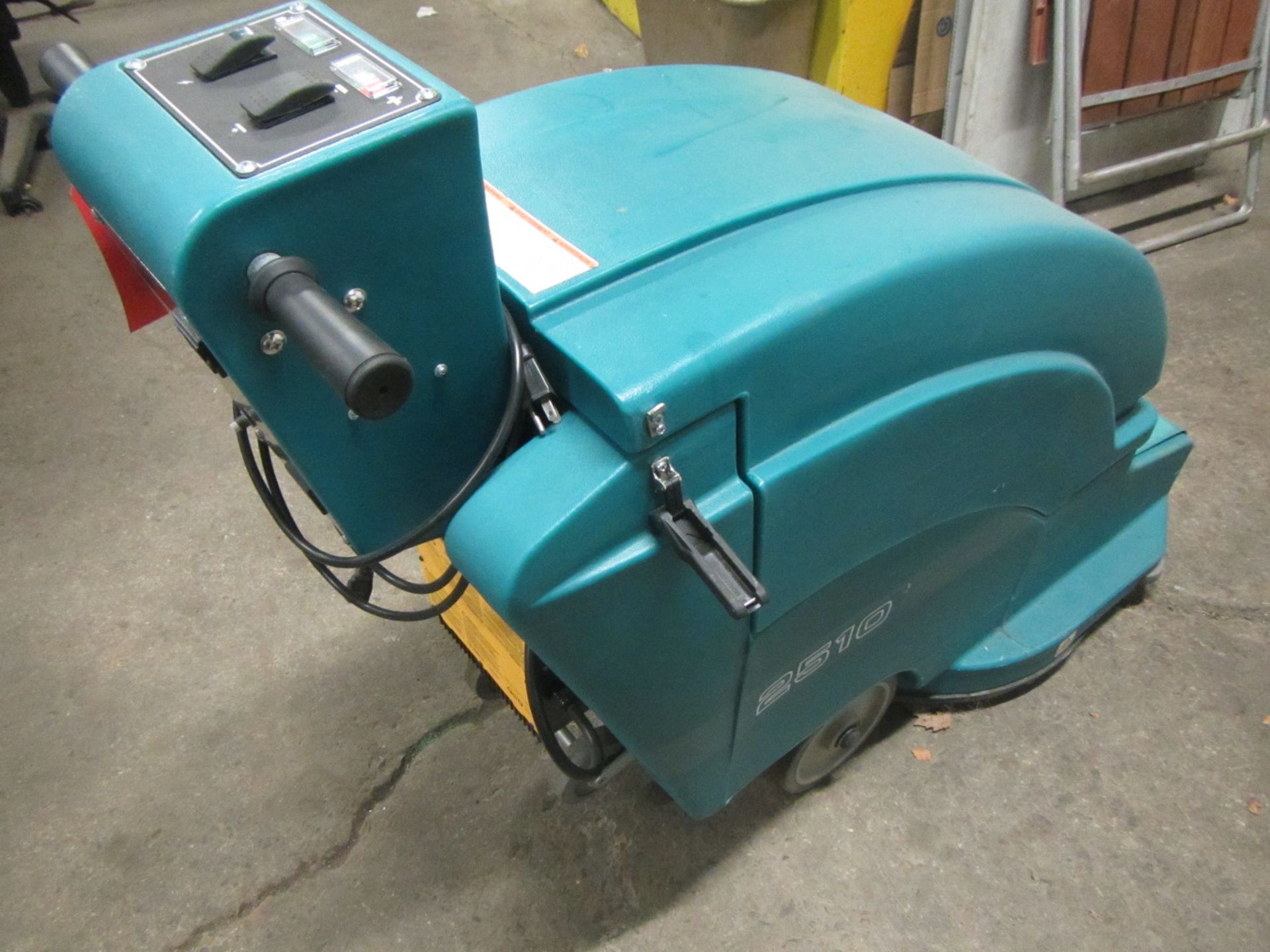 2013 Tennant 2510 Walk Behind Electric Floor Polishing or Burnishing or Cleaning machine - MINT