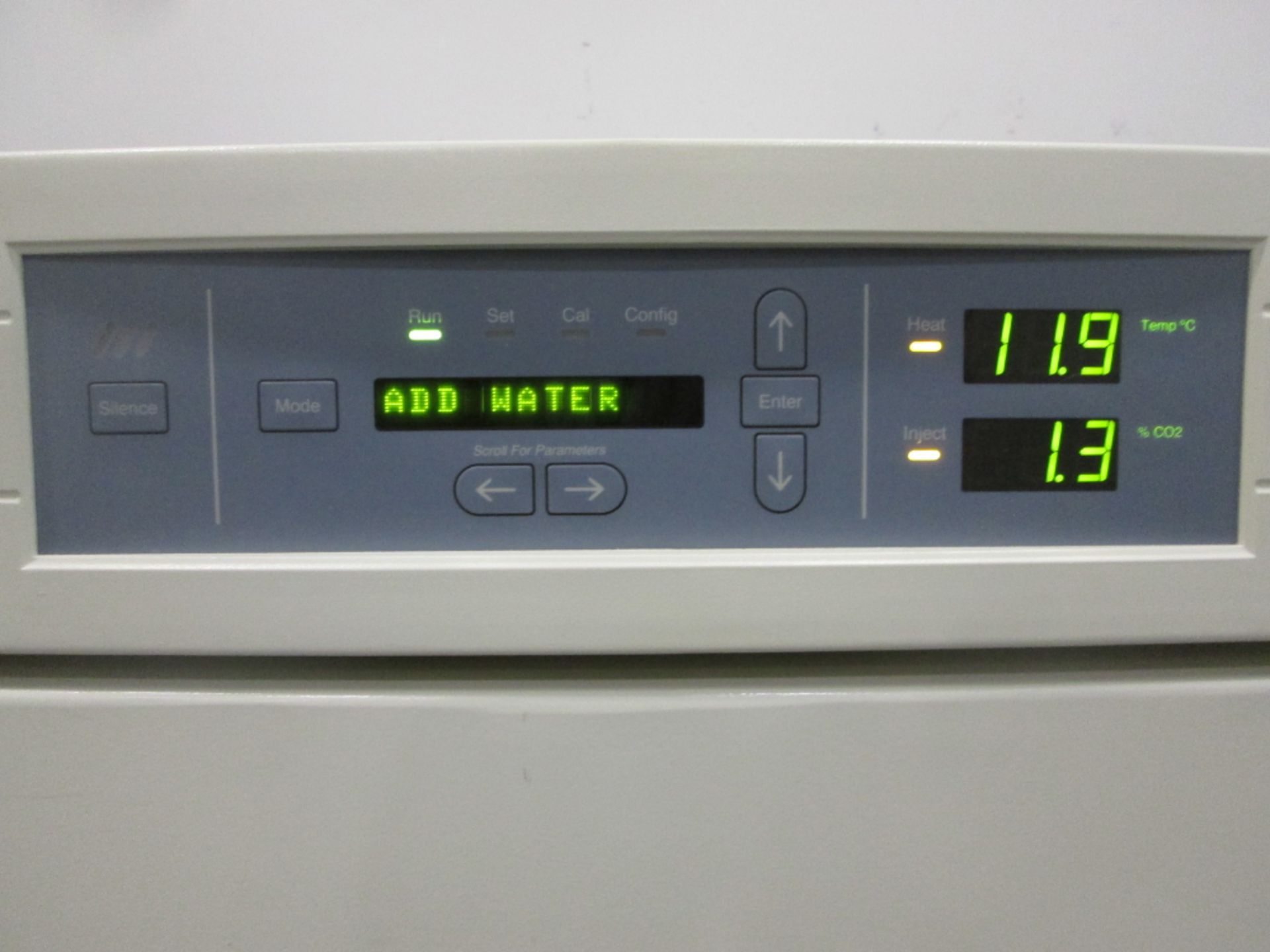 Thermo Forma 3110 CO2 Water Jacketed Incubator - Image 3 of 3