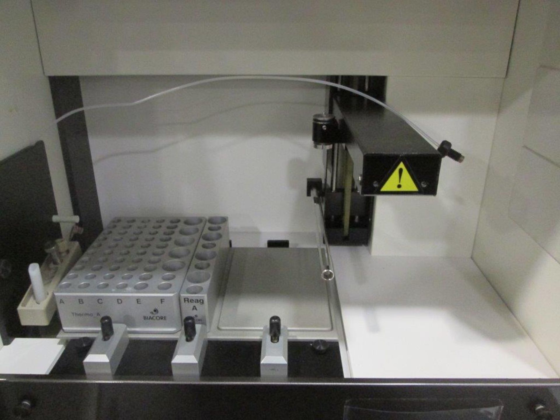 GE Biacore 3000 Surface Plasmons SPR Analyzer - Image 2 of 9