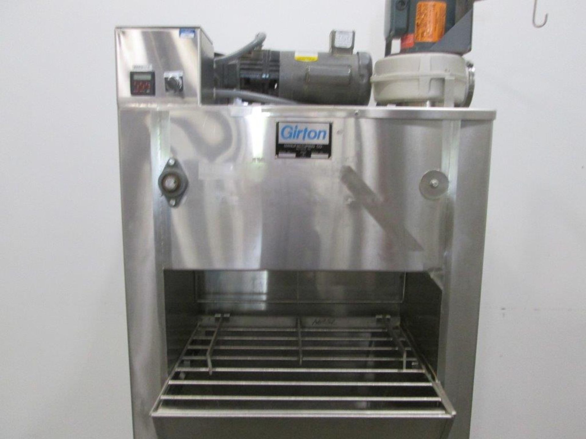 Girton BD96 Semi Automatic Bedding Dispenser - Image 2 of 4