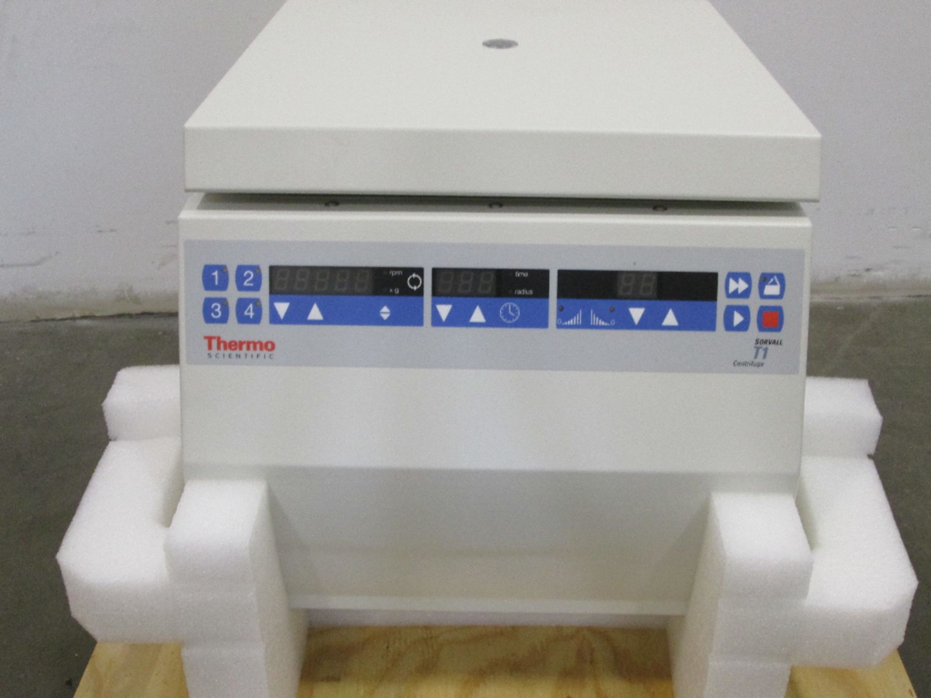 Thermo Scientific Sorvall T1 Manufacturer Refurbished Centrifuge