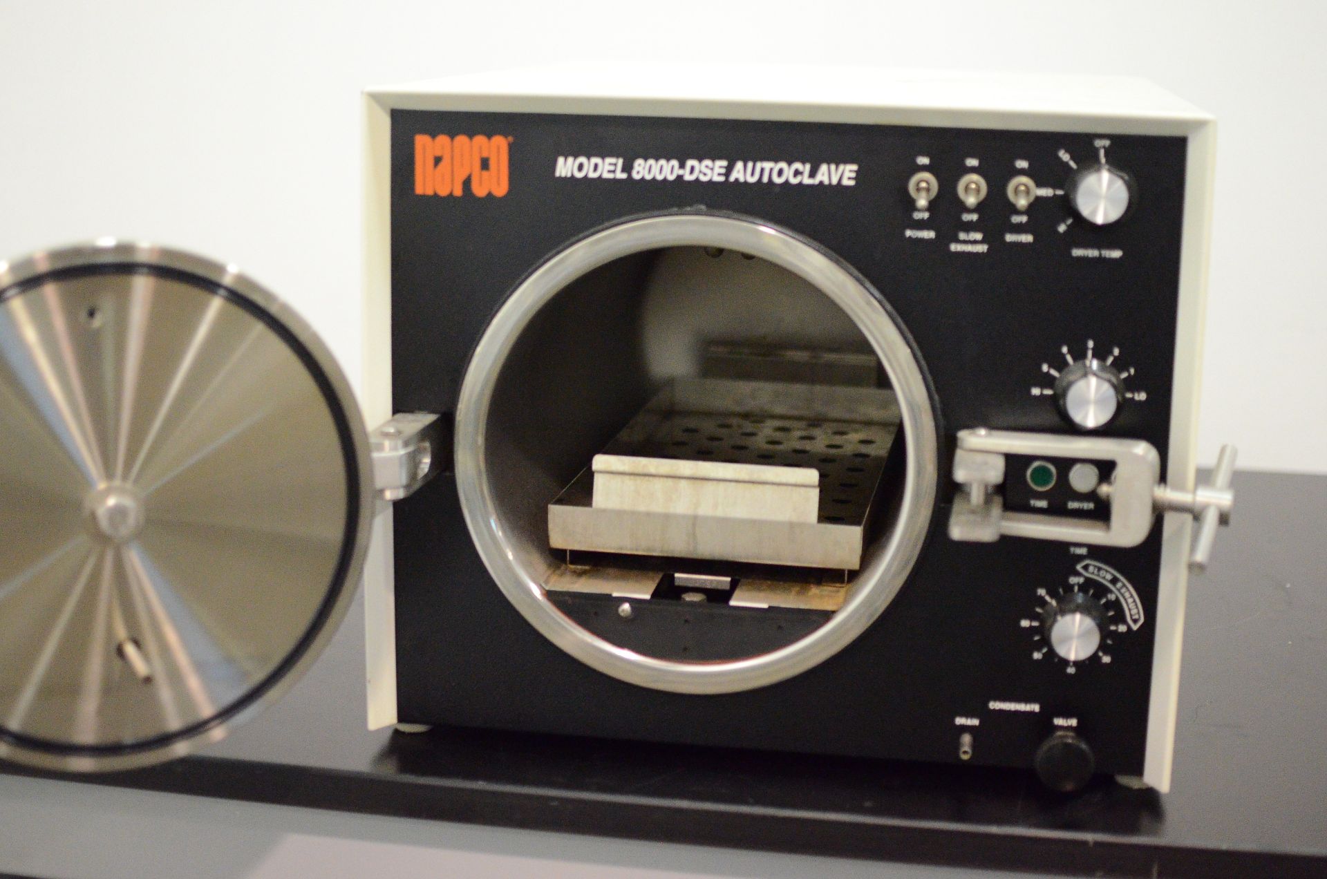 Napco 8000 DSE Autoclave - Image 4 of 5