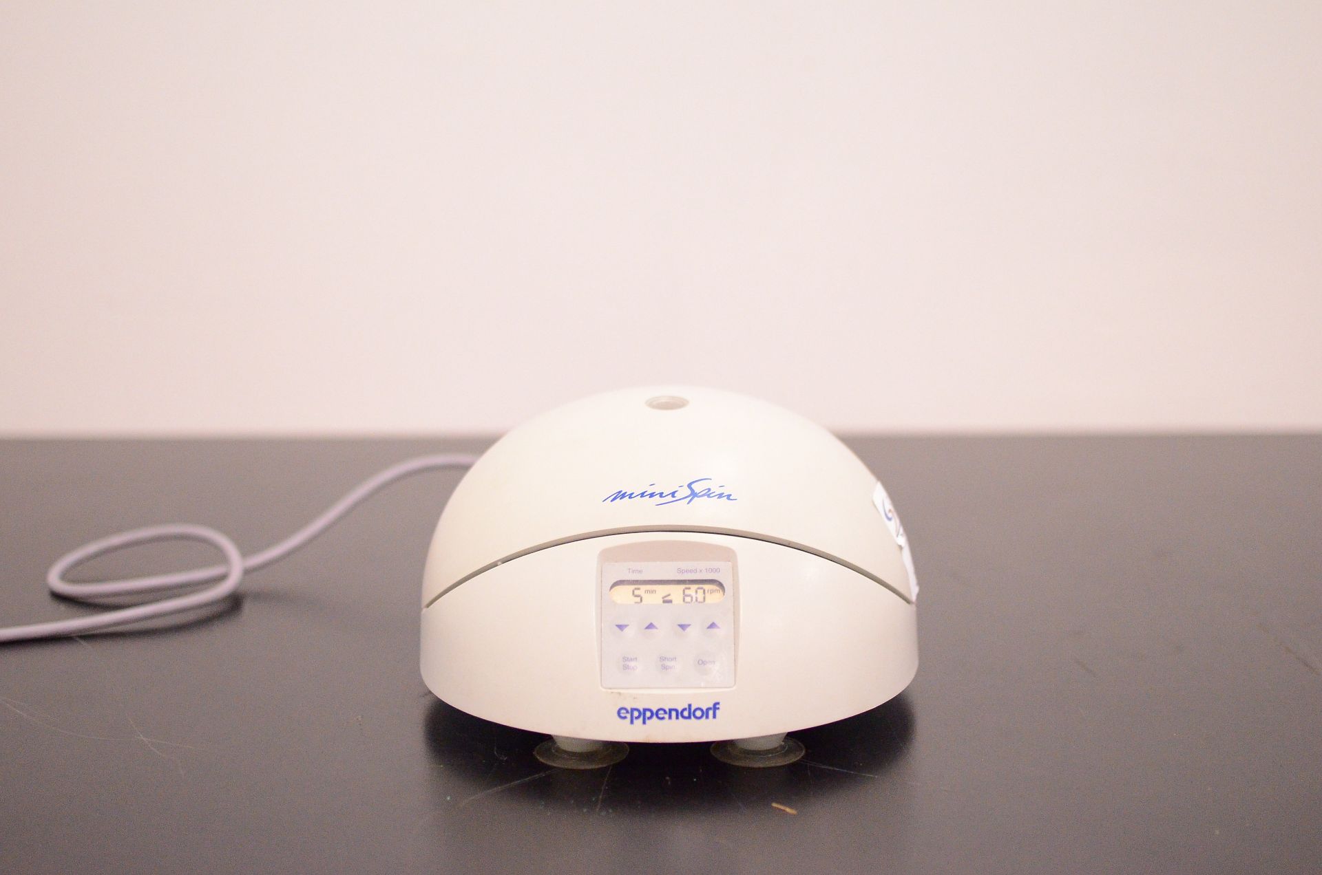 Eppendorf 5452 MiniSpin Centrifuge