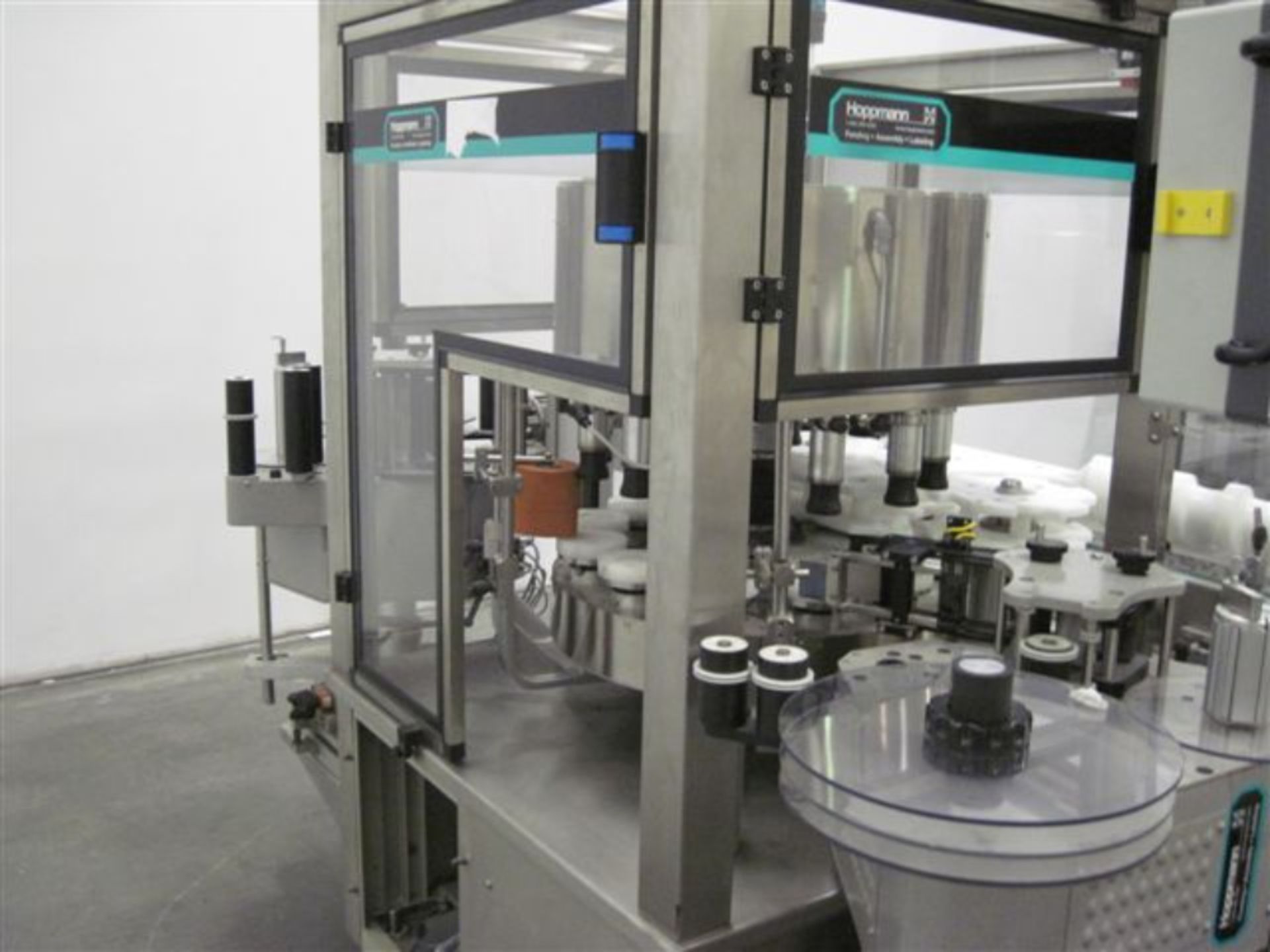 Hoppmann Rotary Labeling System - Image 3 of 11