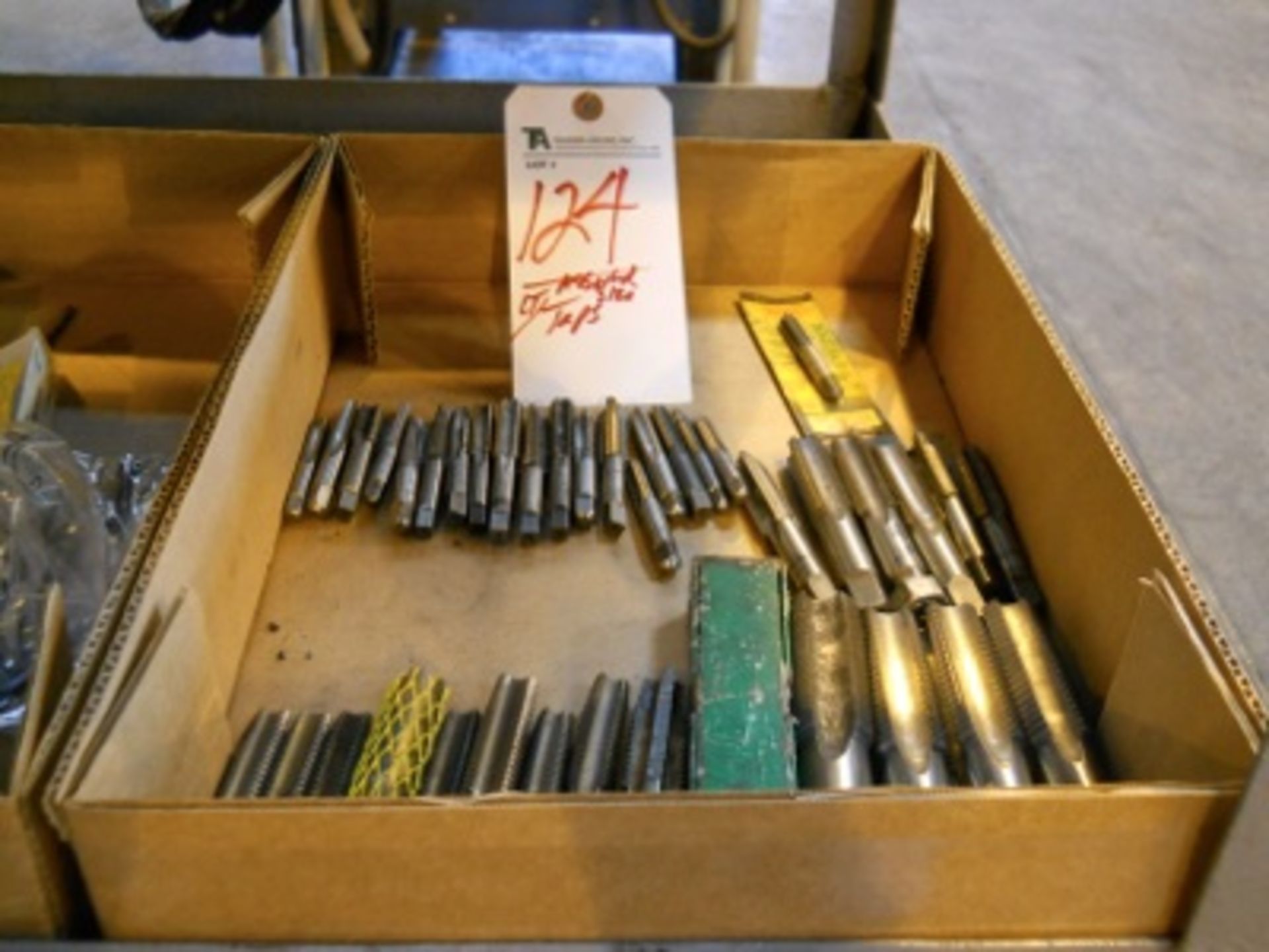 (Lot) Assorted Taps, 5/16"-1", Approx. (30)