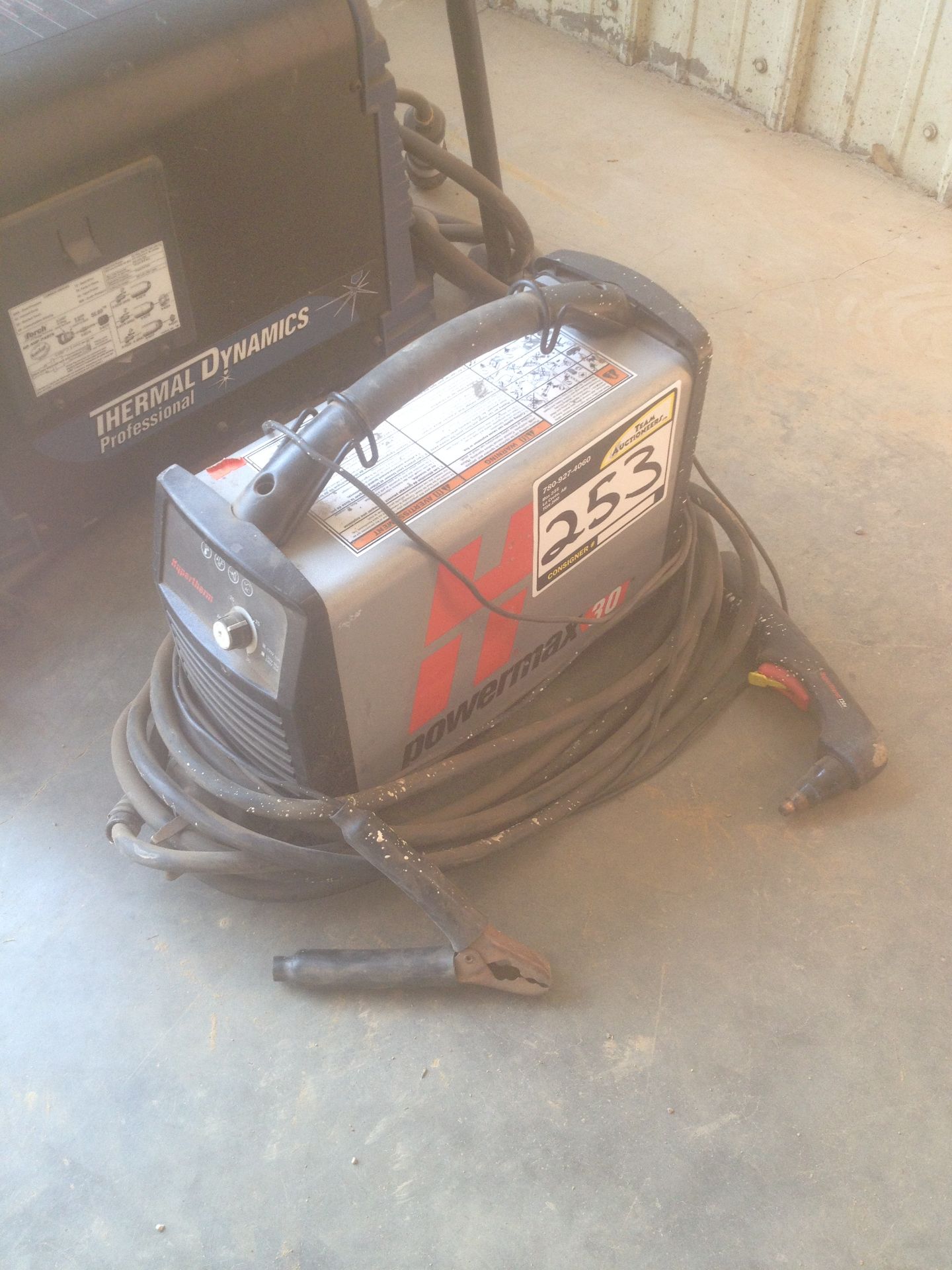 POWERMAX 30 PLASMA CUTTER