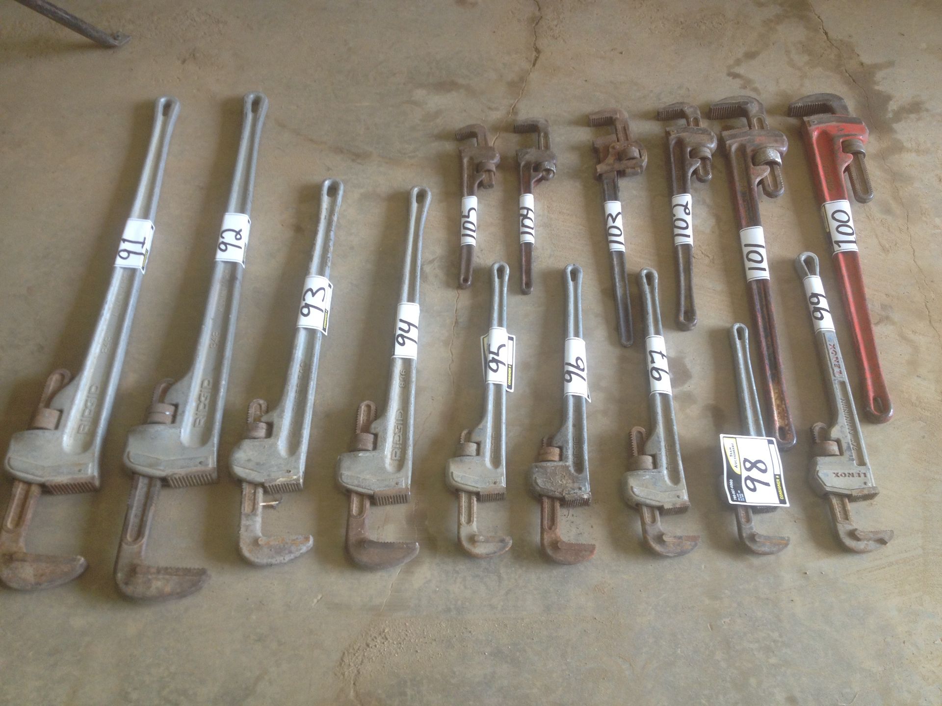 24" ALUMINUM PIPE WRENCH