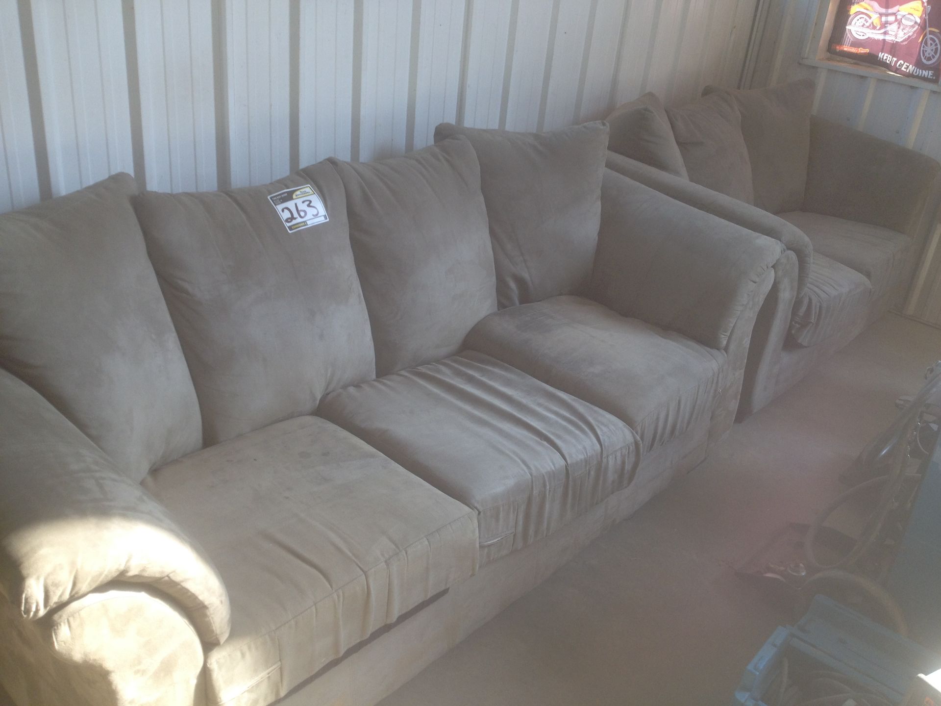 2 PIECE COUCH SET
