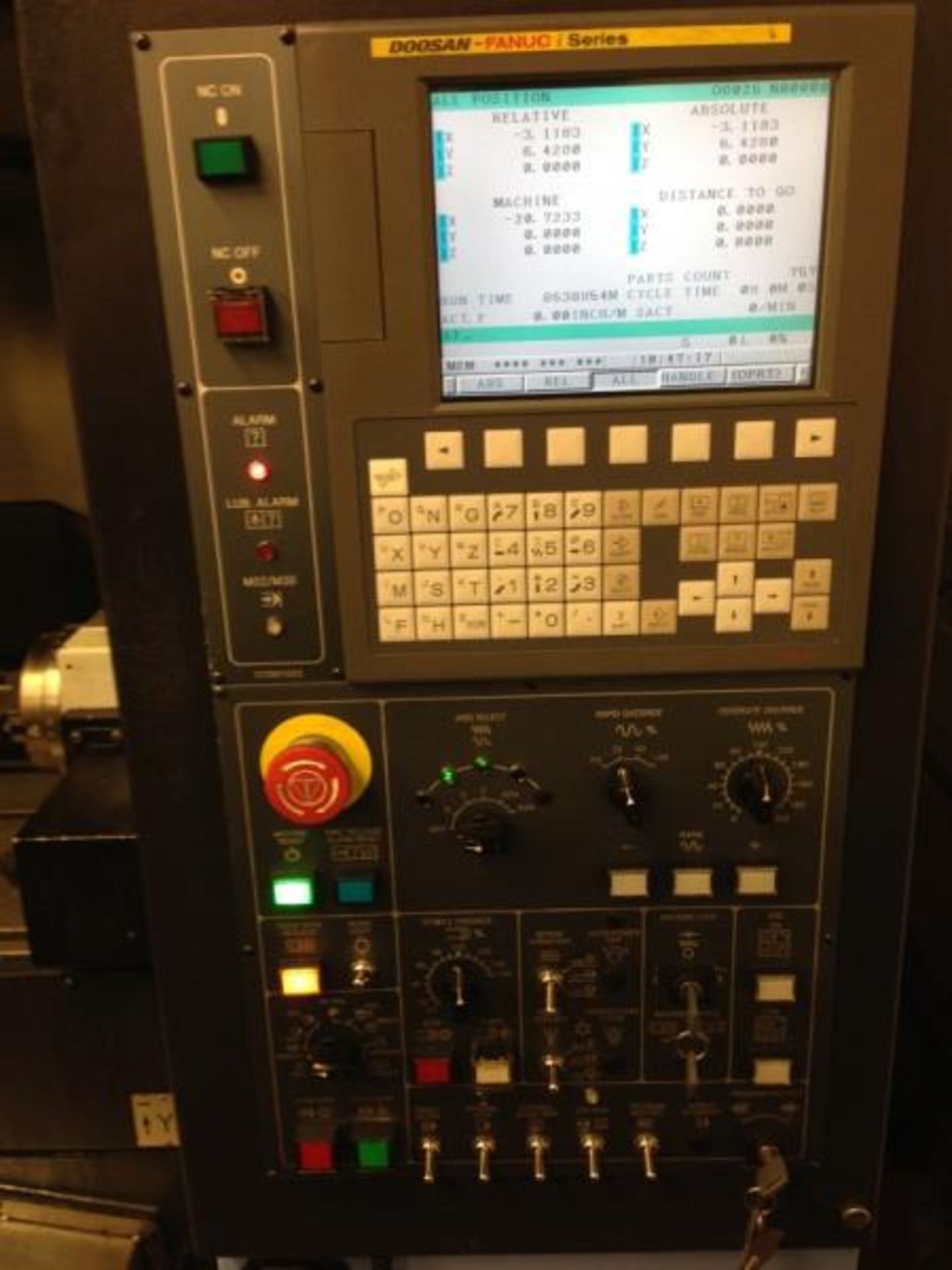 (New 2010) Doosan # DNM-400A CNC VMC - Image 4 of 4