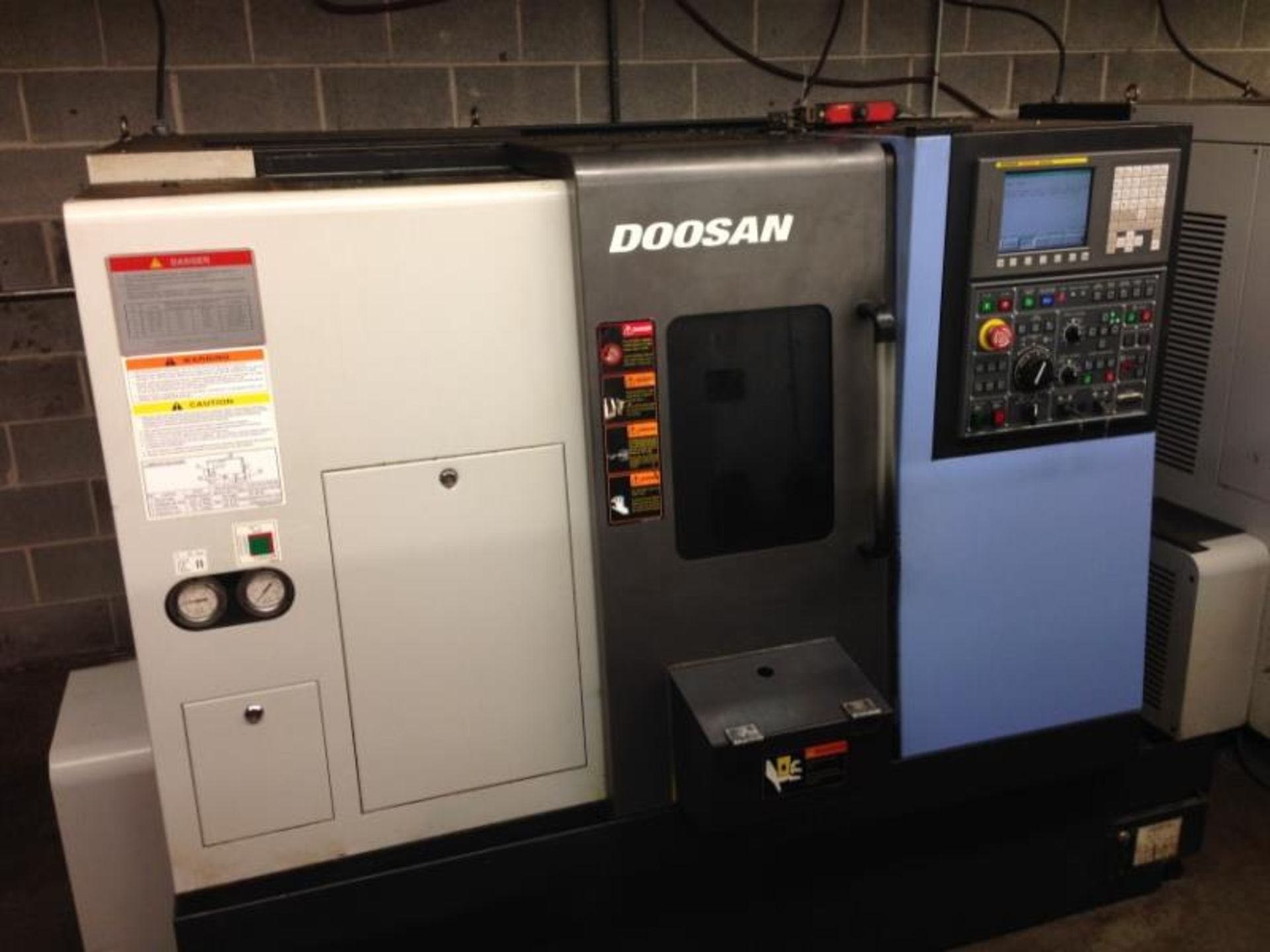 (New 2010) Doosan # Lynx-220A Turning Center