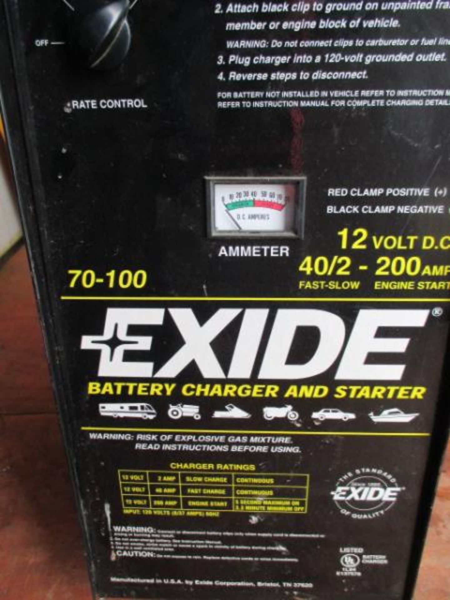 Exide Battery Charger & Starter, 70-100, 12 Volt D.C., 40 / 2 Fast / Slow, 200 Amp Engine Start D. - Image 2 of 6