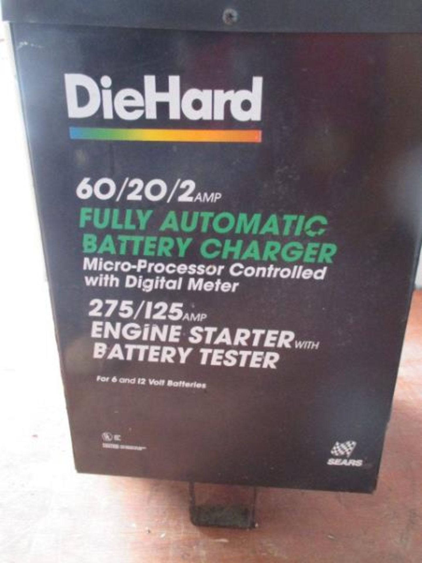Die Hard 60 / 20 / 2 Amp Fully automatic Battery Charger, Micro Processor Controlled w/ Digital - Image 3 of 6