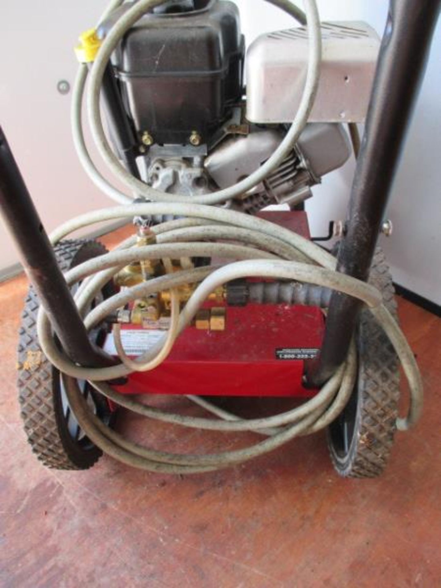 Craftsman Proffesional Pressure Washer, Model: 580-7678700, SN: 1007778896, 2700 PSI / 2.5 GPM / 7.0 - Image 6 of 9
