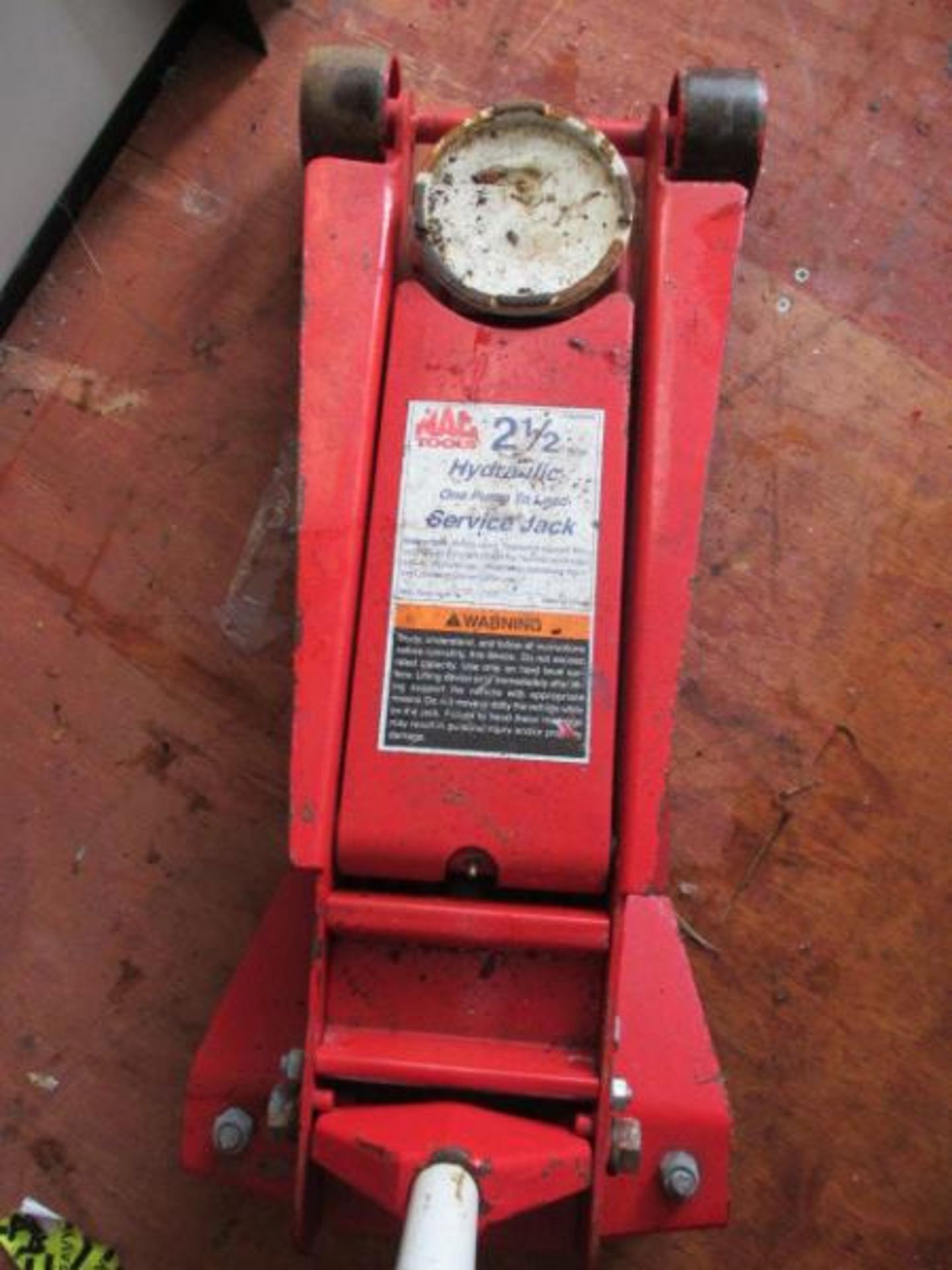 Mac Tools 2 1/2 Ton Hydraulic Service Jack, One Pump to Load, Red Pump to Load, Red - Image 2 of 3