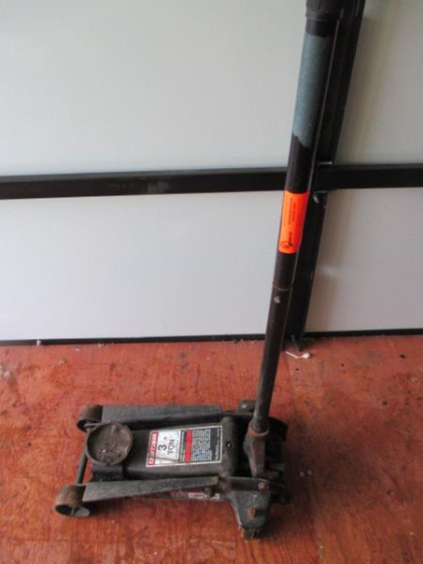 Craftsman 3 Ton Hydraulic Floor Jack, Black