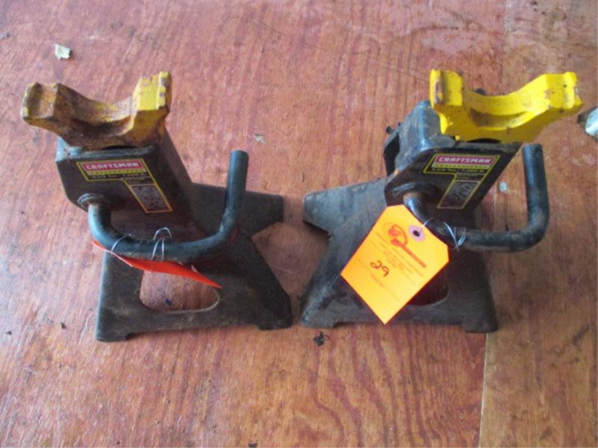 Set Craftsman 3 1/2 Ton Jack Stands - Image 3 of 4