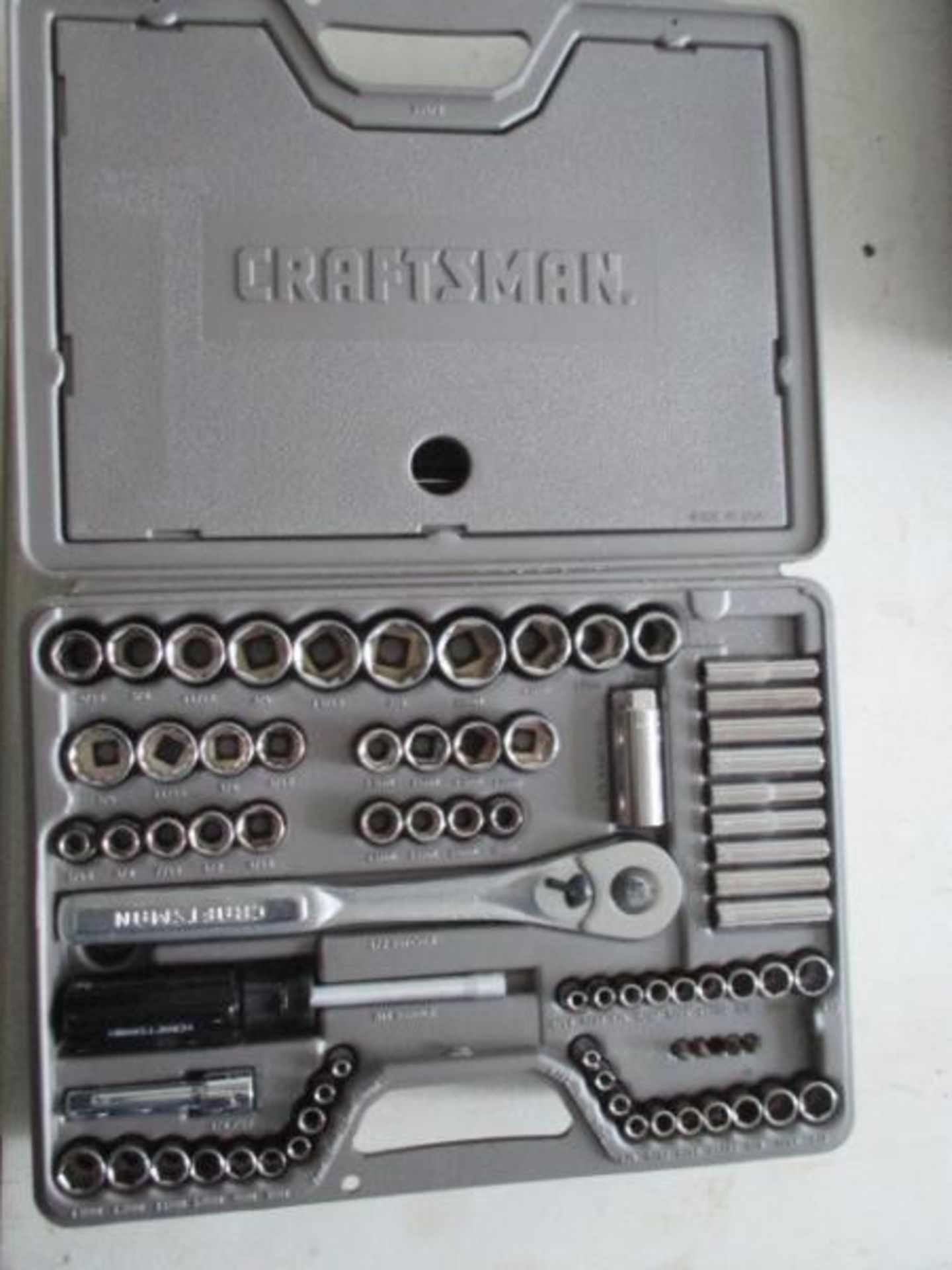 Craftsman 76pc Mechanics Tool Set in Case - Open Looks New Looks New - Image 4 of 5
