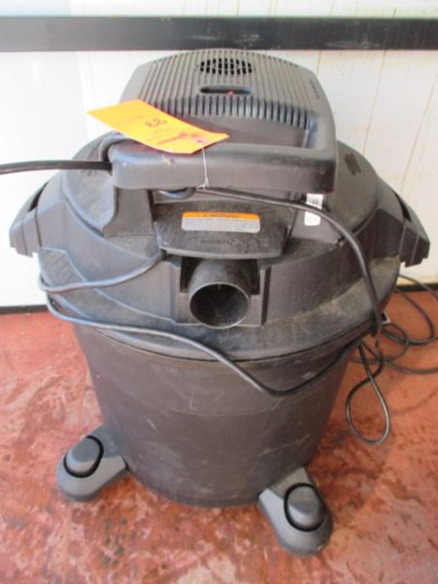 (2) Crafsman Wet / Dry Vac, (1) 5.5 Peak HP & (1) 5.75, 170 Blower MPH, Black, No Hose, No Wheel 5. - Image 4 of 5