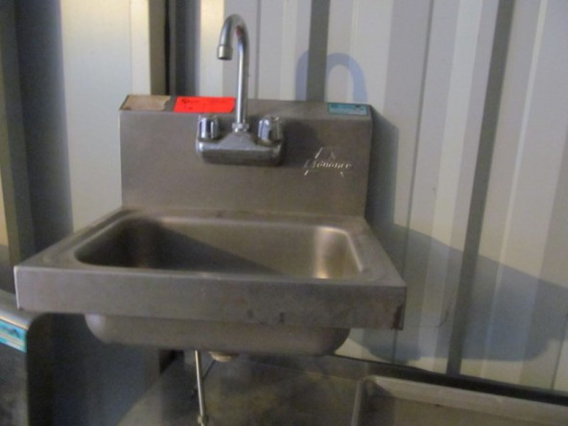 Wall Mounted Hand Sink