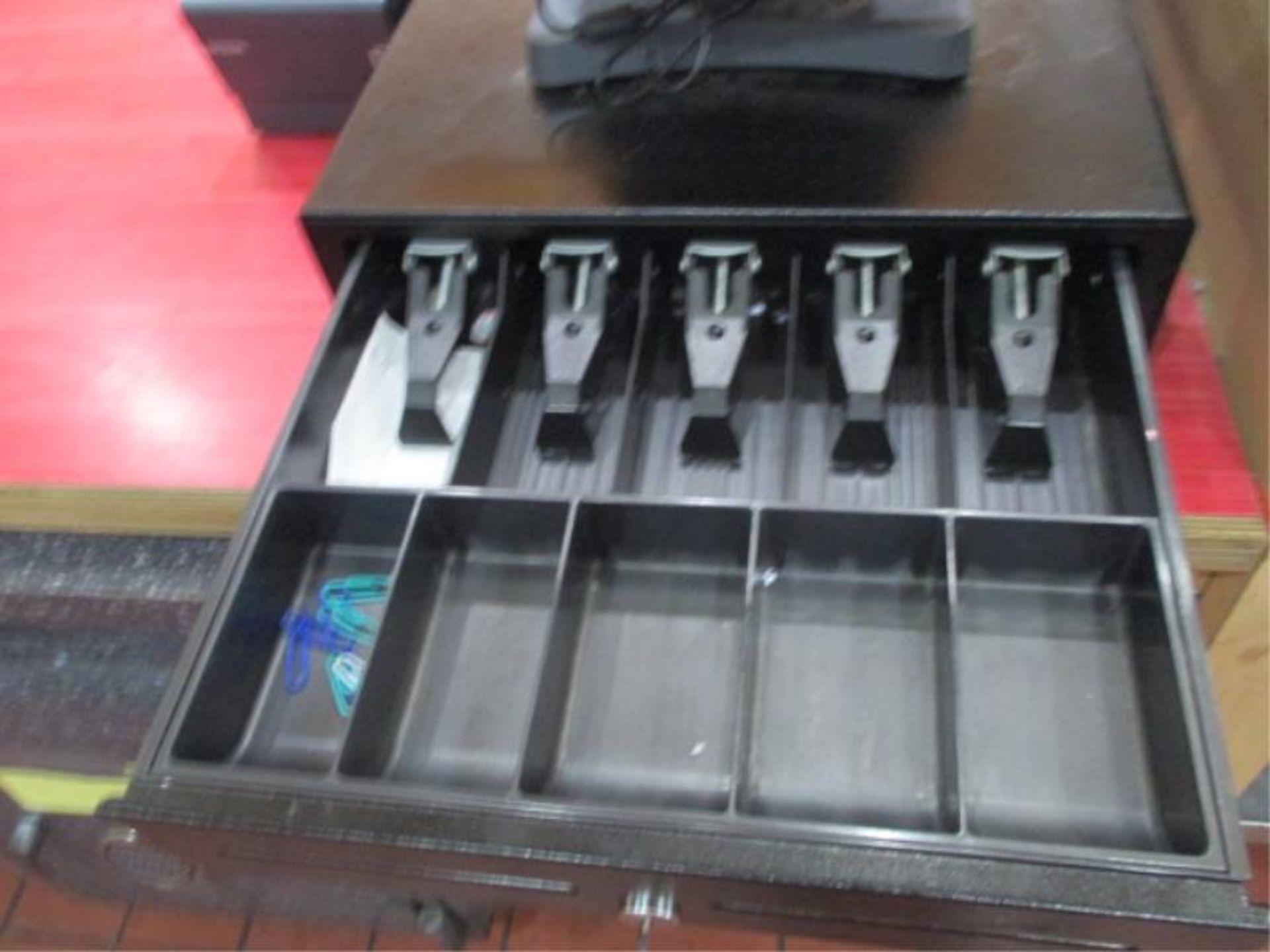 POS System w/ (2) Touchscreen Monitors, (2) Cash - Image 4 of 5