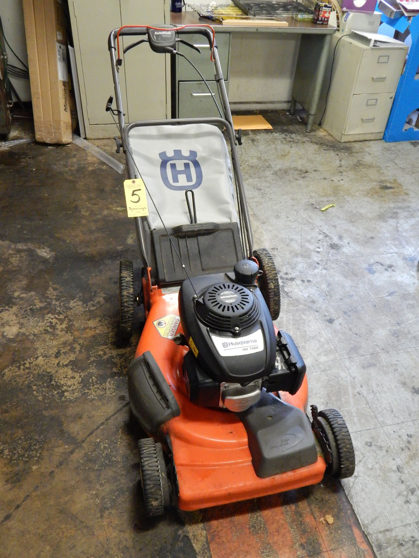 Husqvarna Model HU 700F Self-Propelled Lawn Mower