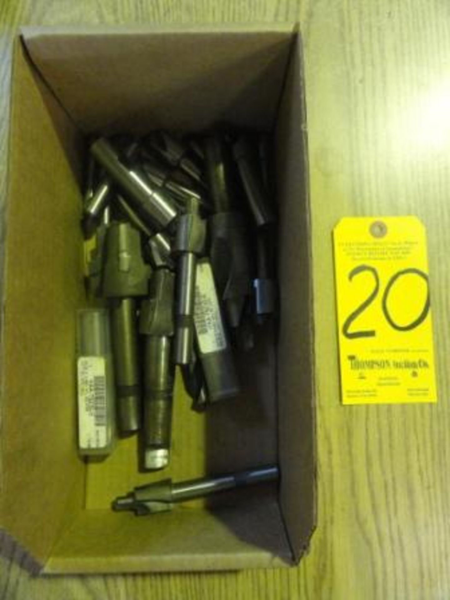 Lot, Hertel End Mills